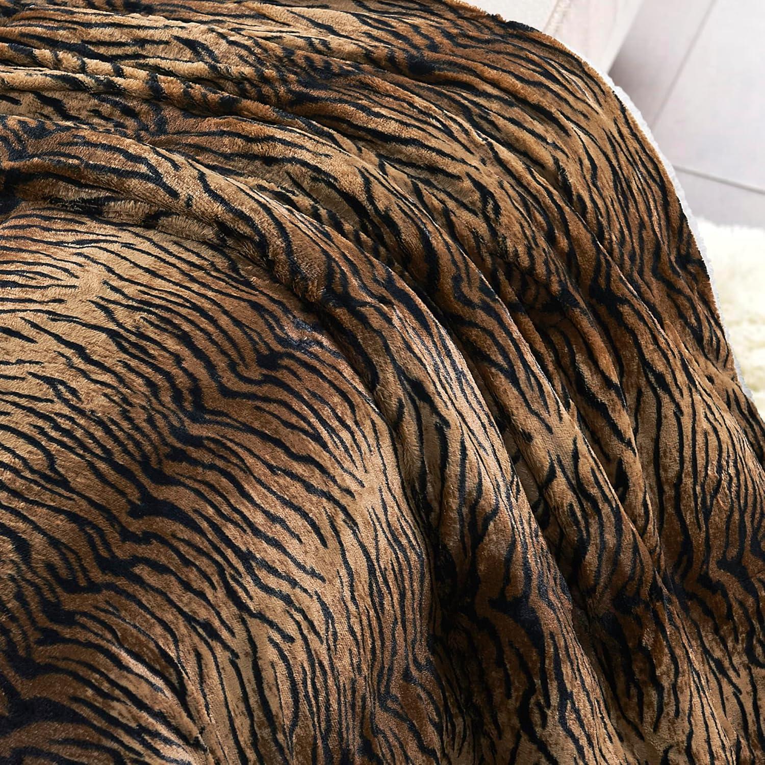 Safari Animal Nature Throw Blanket