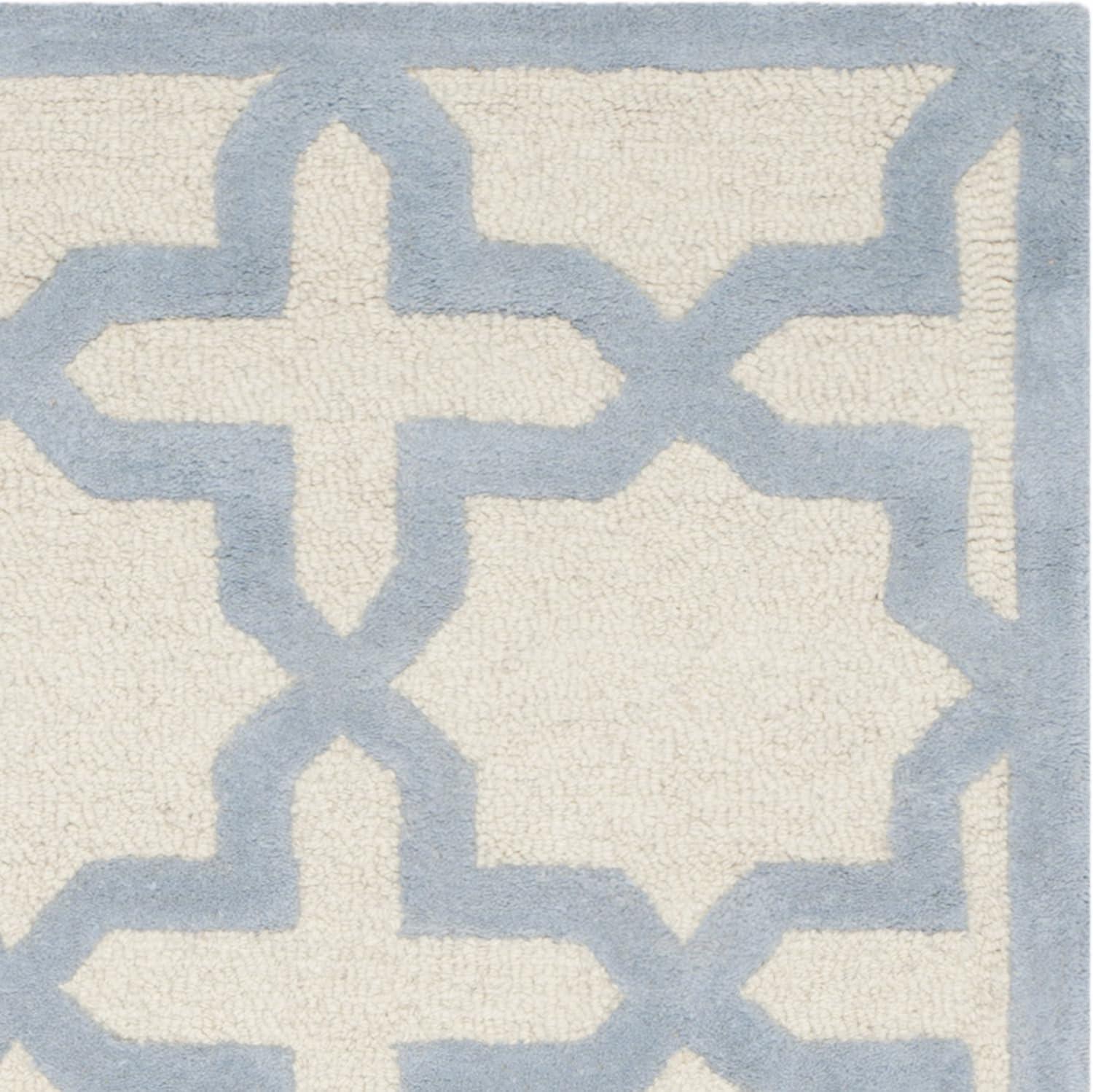 SAFAVIEH Cambridge Liz Geometric Wool Area Rug, Ivory/Light Blue, 5' x 8'