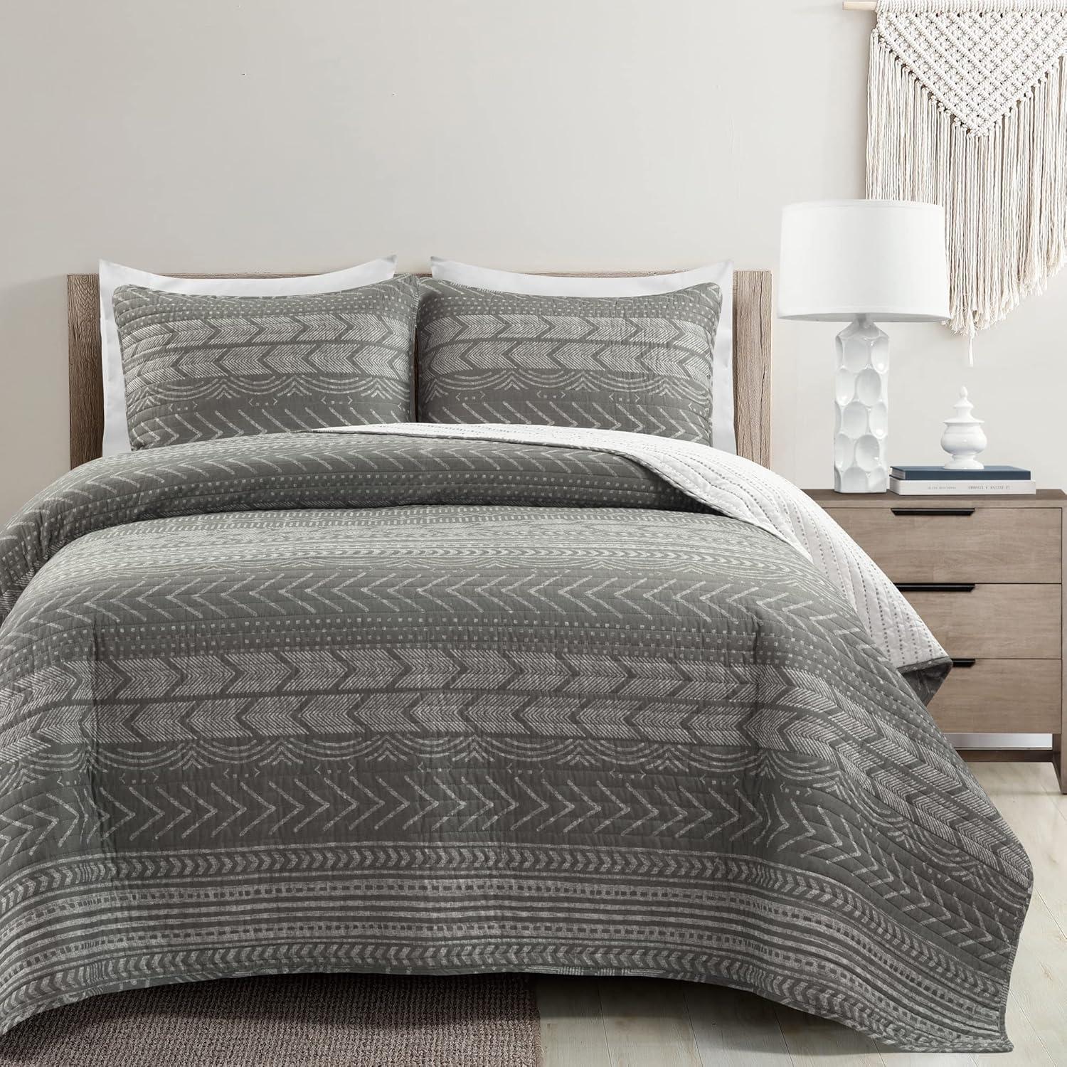 Lush Decor Hygge Geo Reversible Contemporary 3-Piece Quilt Set