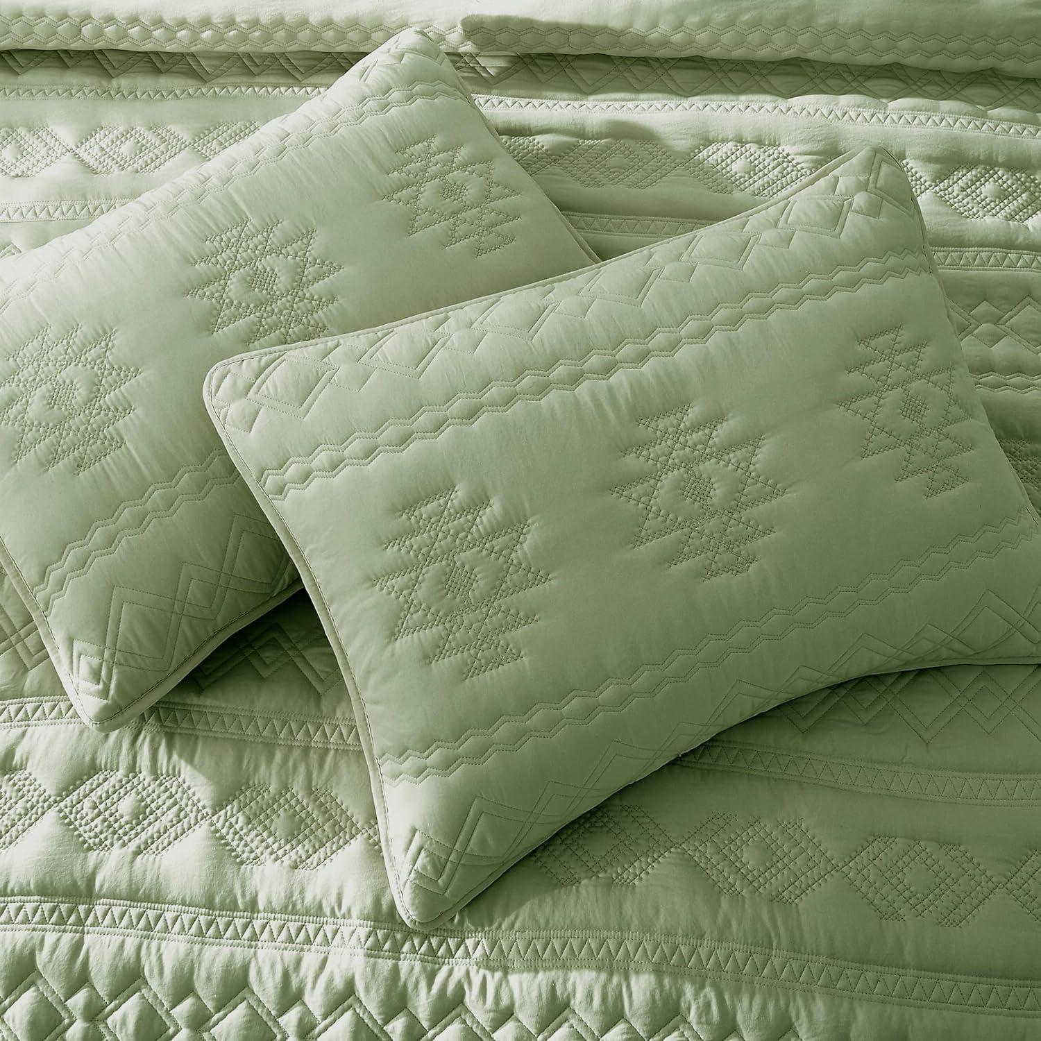 Ivory and Sage Green Queen Bedspread Set with Pillow Shams