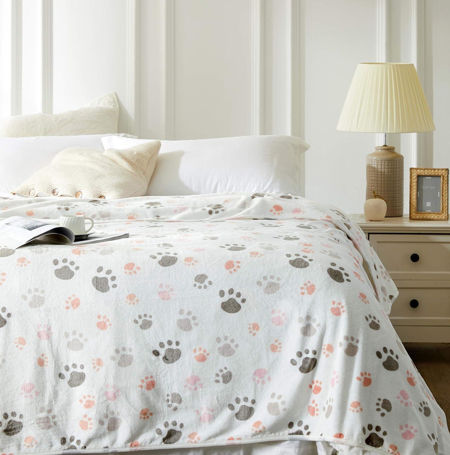 Allisandro Animal Print Outdoor Pet Blanket