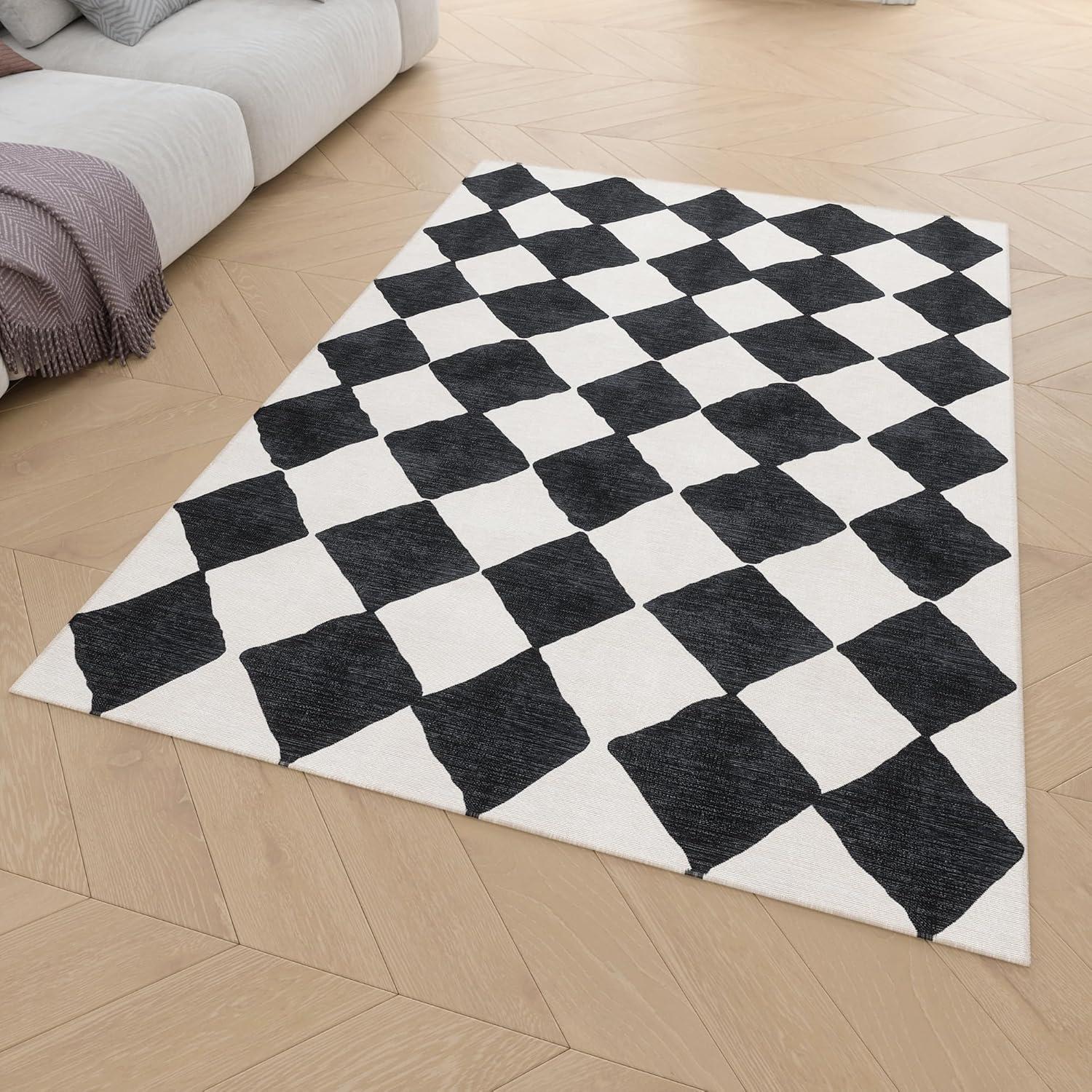 Corrigan Studio® Haylee Super Lightweight Plastic Straw Rug Checkered Black/White Outdoor Area Rug
