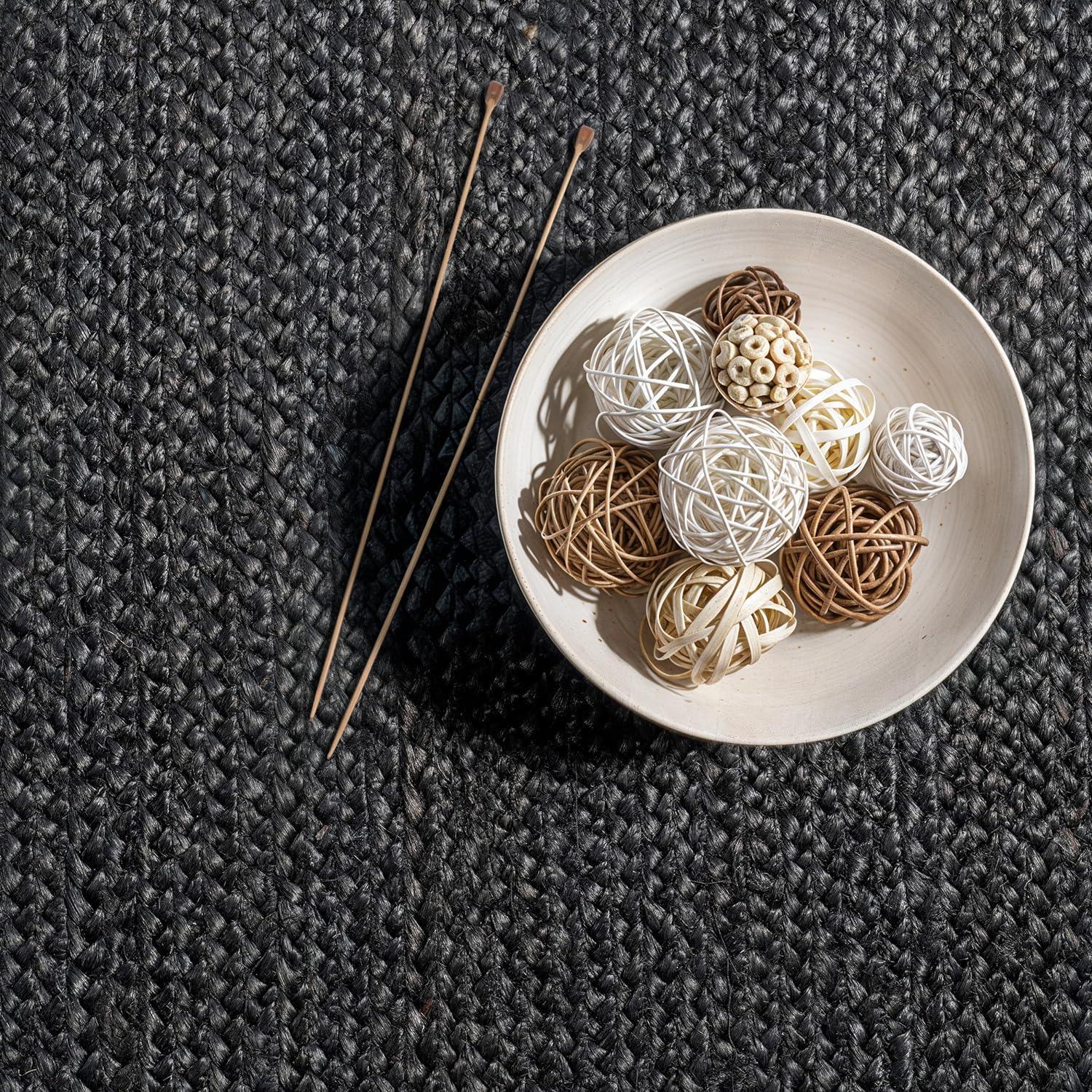nuLOOM Rigo Hand Woven Jute Black 4' Farmhouse Round Rug