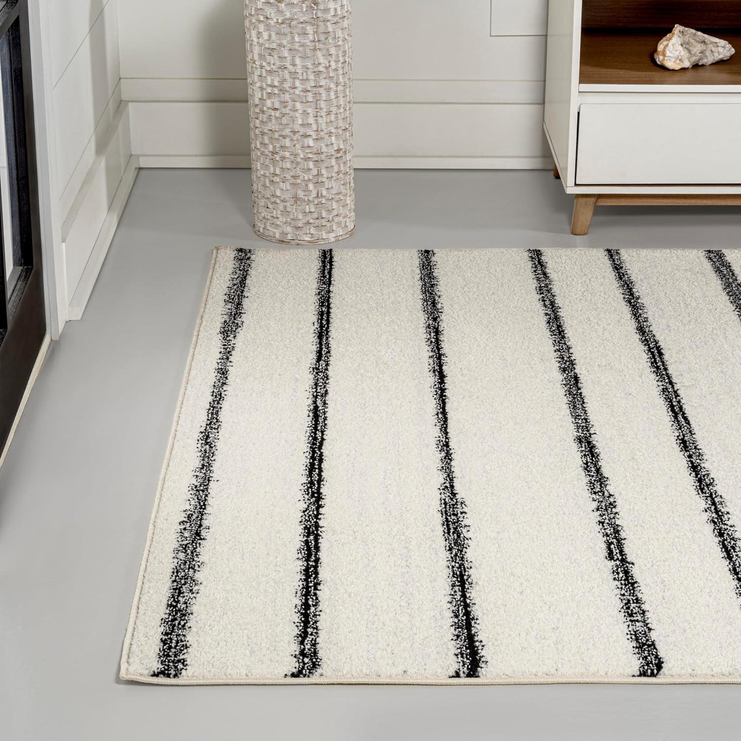 JONATHAN Y Williamsburg Minimalist Stripe Cream/Black 8 ft. x 10 ft. Area Rug