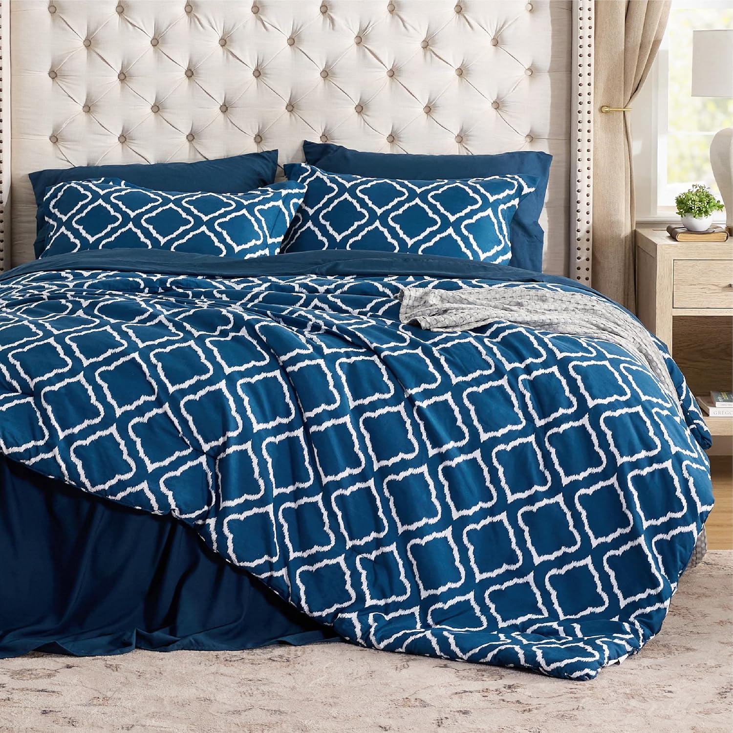 Navy Geometric Twin Microfiber Bed in a Bag Set