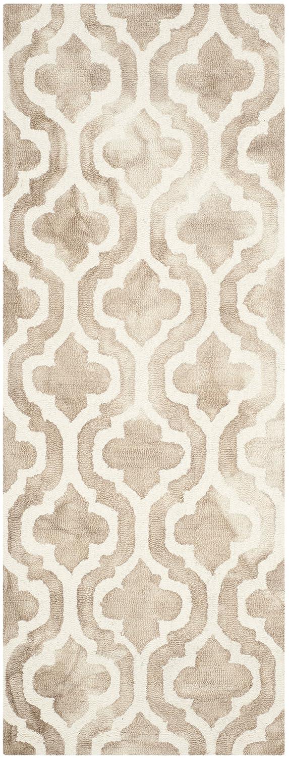 Dip Dye DDY537 Hand Tufted Indoor Runner - Beige/Ivory - 2'3"x6' - Safavieh