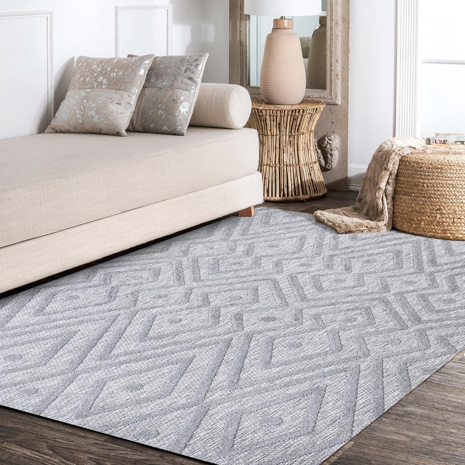 5'x8' Balansat Moroccan Diamond Indoor/Outdoor Area Rug, Light Gray - JONATHAN Y