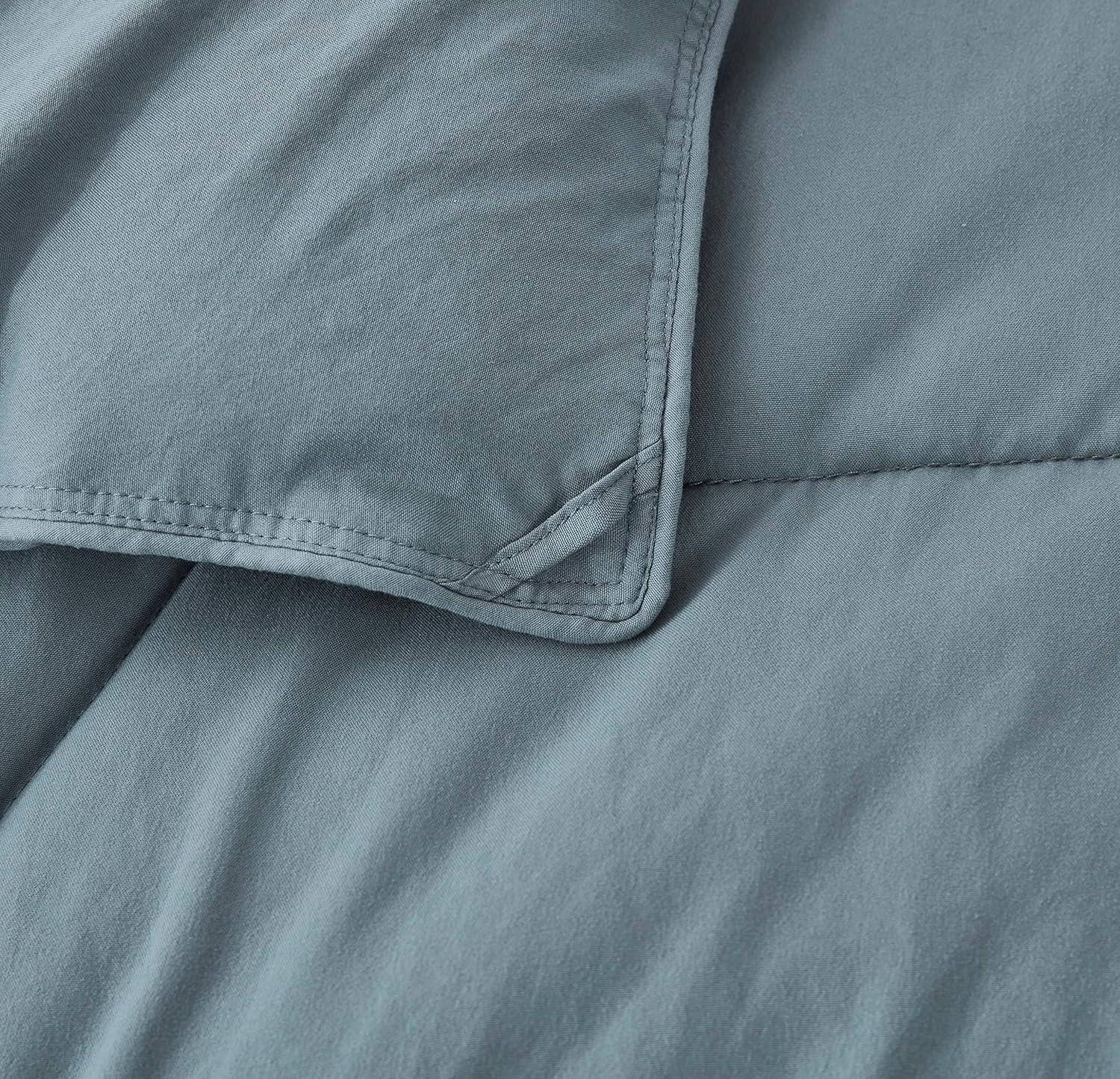 Chezmoi Collection Vero Dusty Blue Comforter Set Oversized Queen Size 3-Piece Fluffy Soft Lightweight Bedding Honeycomb Geometric Stone-Washed Microfiber Comforter Set for All Season