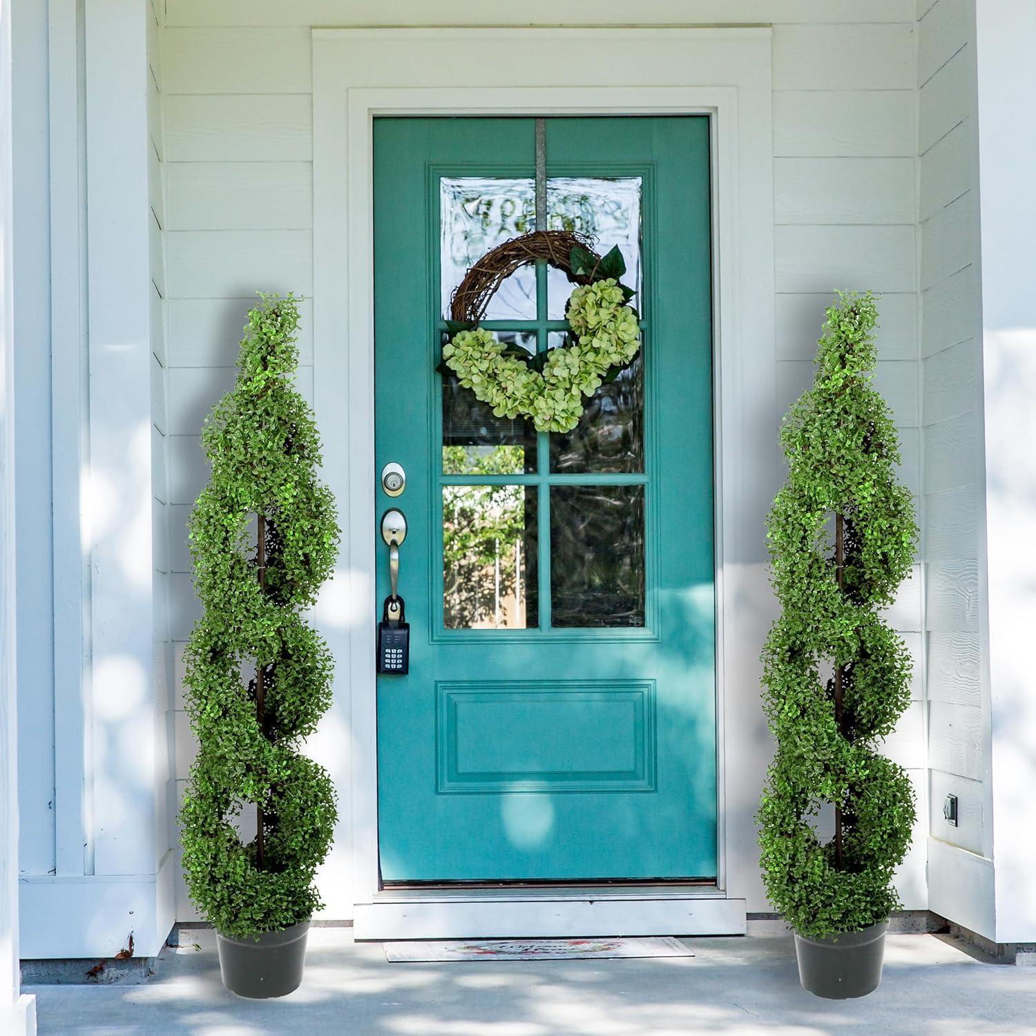 5' Green Plastic Boxwood Double Spiral Topiary in Pot