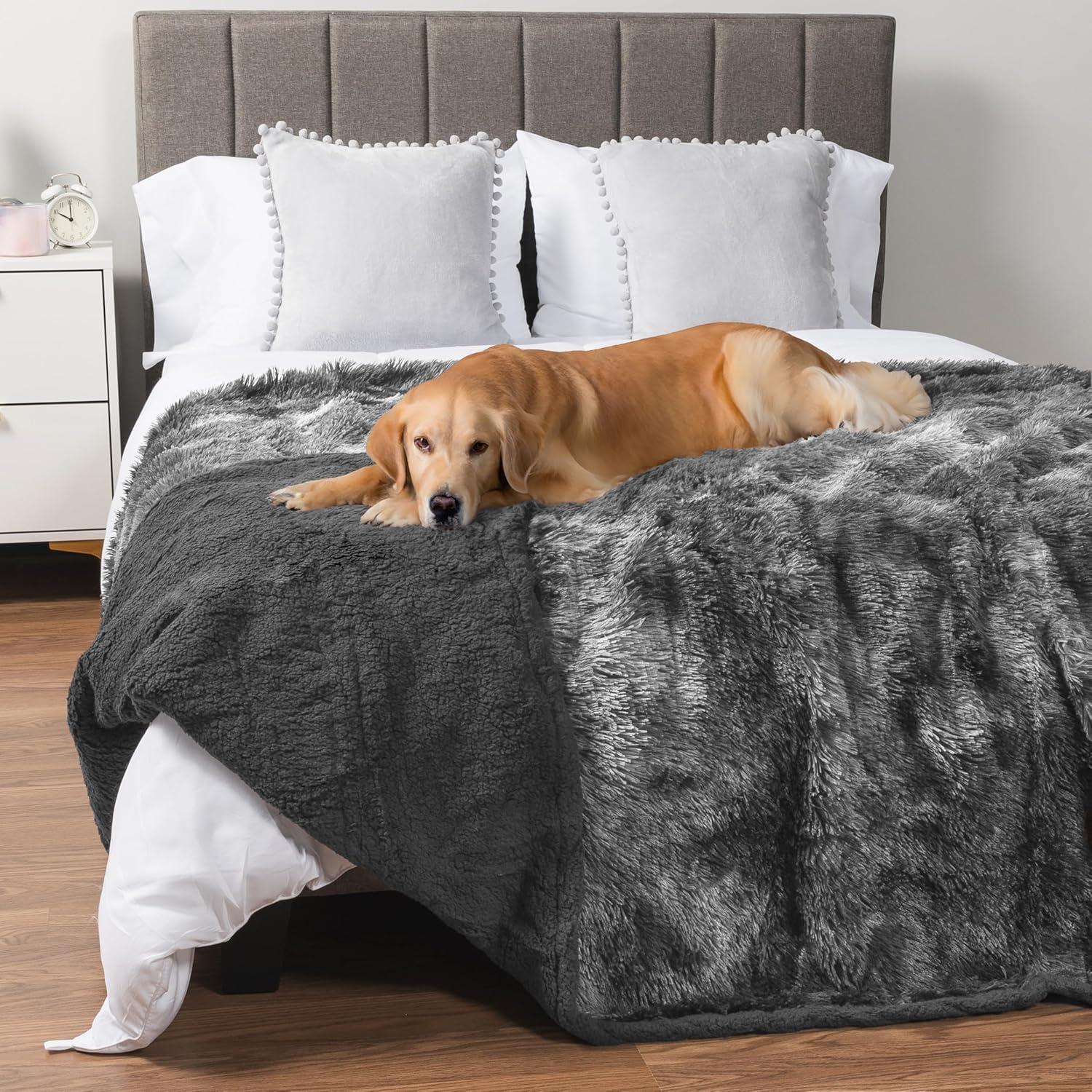 PetAmi Faux Fur Sherpa Pet Blanket