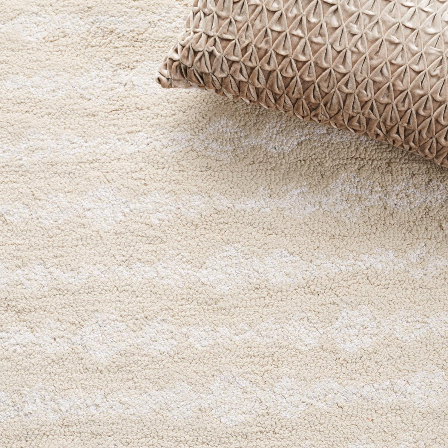 Capri CPR710 Hand Tufted Area Rug - Beige/Ivory - 4'x6' - Safavieh.