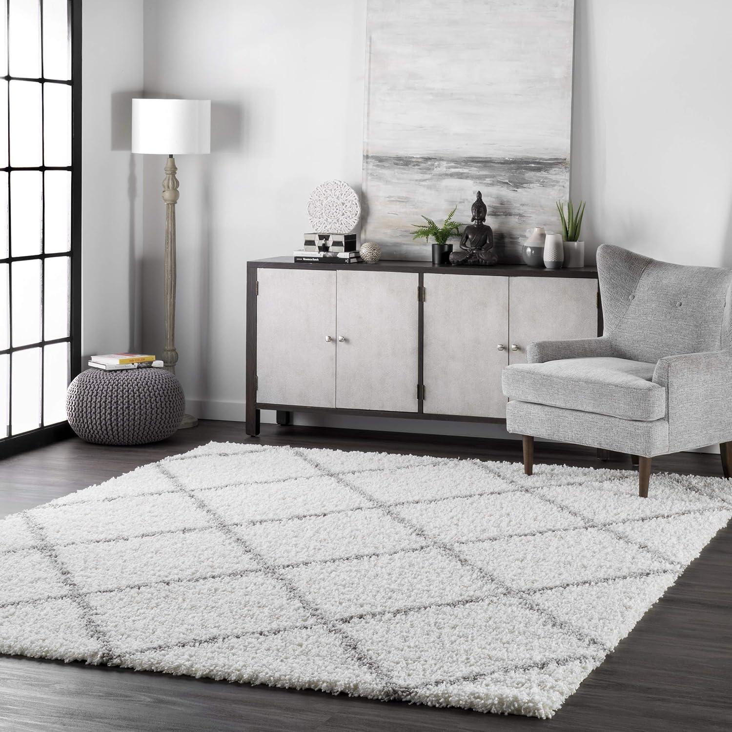 White Diamond Shag Synthetic 5' x 7' Area Rug