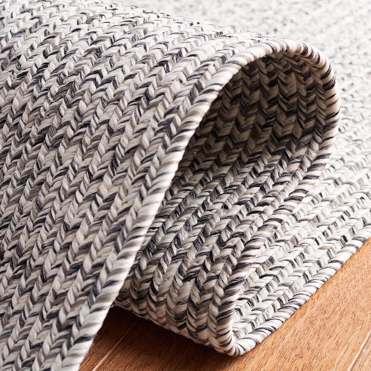 SAFAVIEH Braided Gino Distressed Machine Washable Reversible Area Rug, Grey/Ivory, 4' x 6'