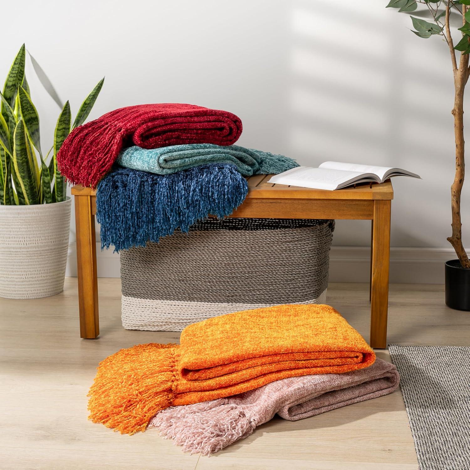 Pavilia Throw Blanket