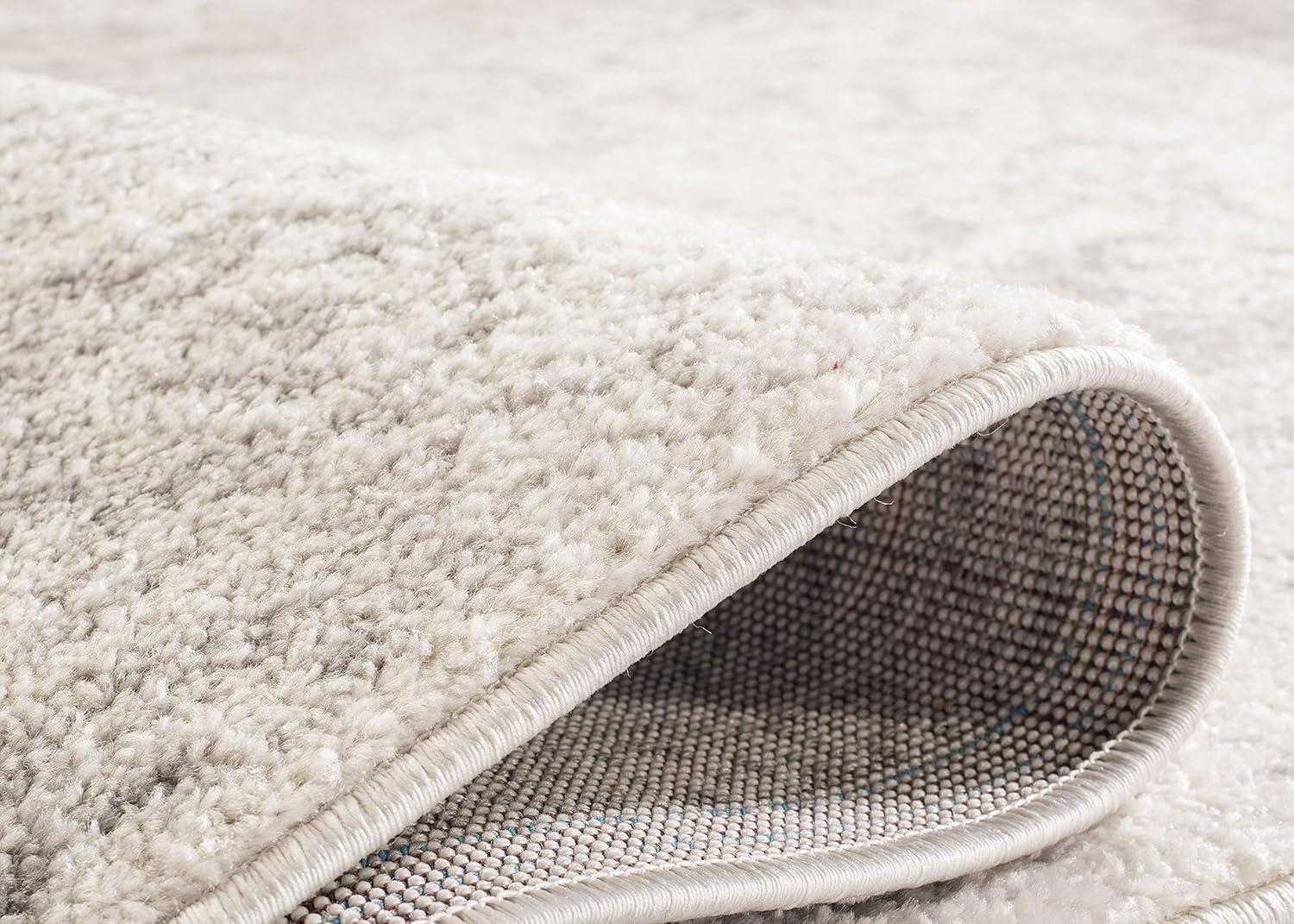 Adirondack ADR109 Machine Made Indoor Accent Rug - Ivory/Silver - 2'-6"x4' - Safavieh