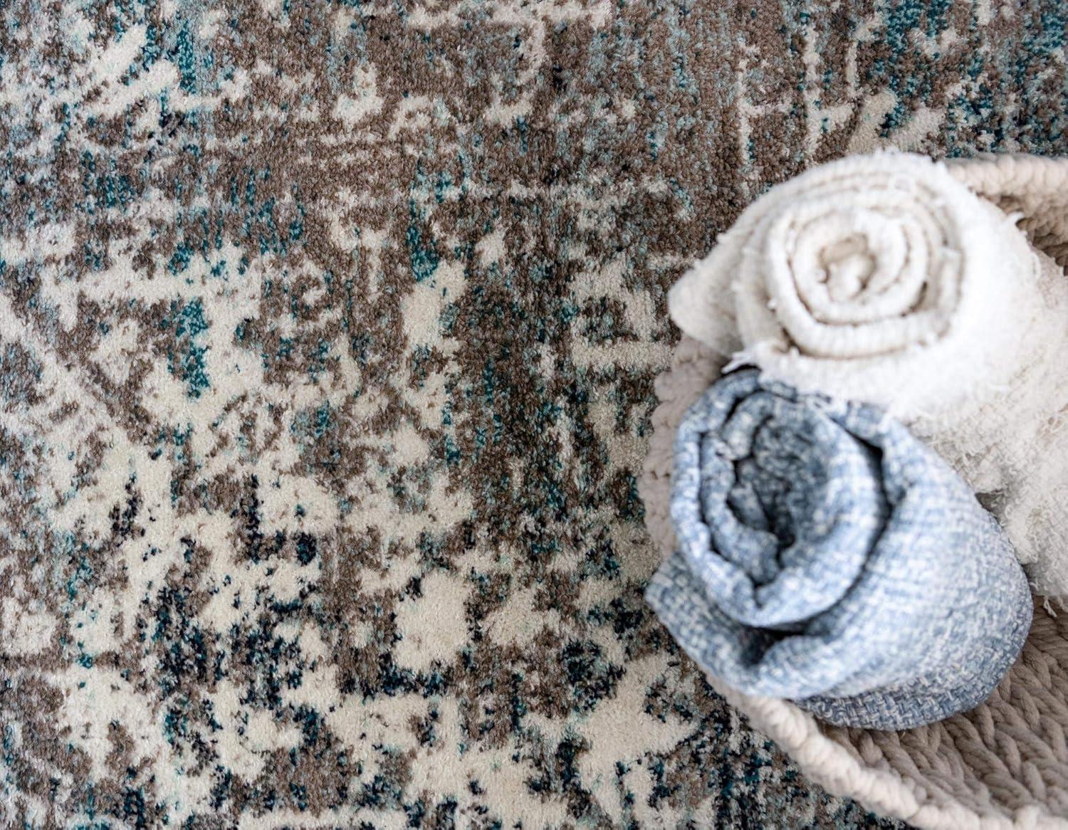 Unique Loom Richmond Collection Area Rug - Medallion (5' 3" Octagon Aqua/Ivory)