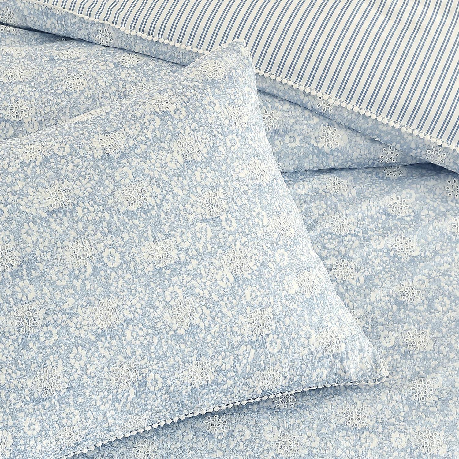 Peri Home Peri Home Ikat Eyelet Comforter Set Blue