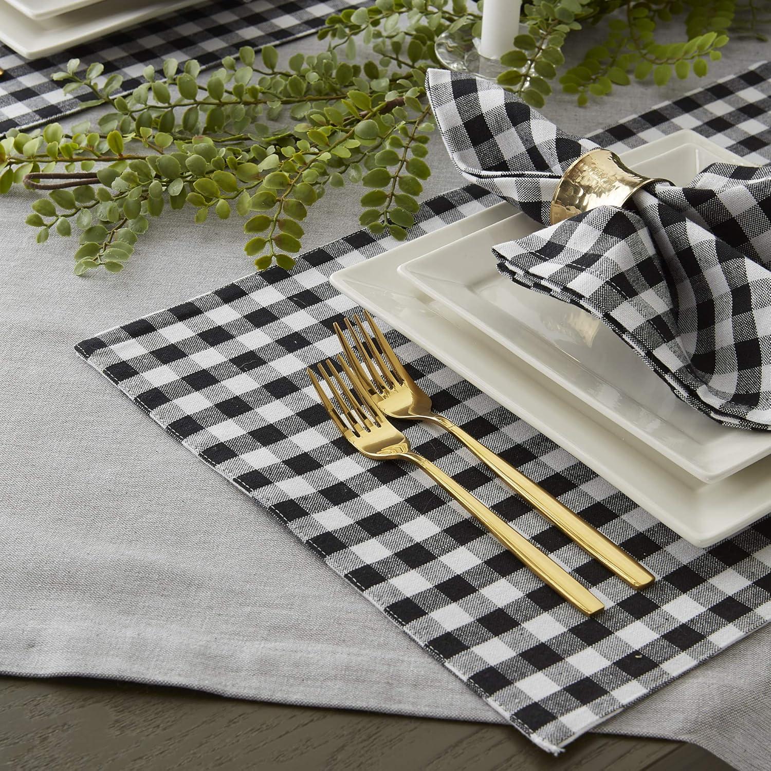 Black/White Reversible Gingham/Buffalo Check Placemat Set