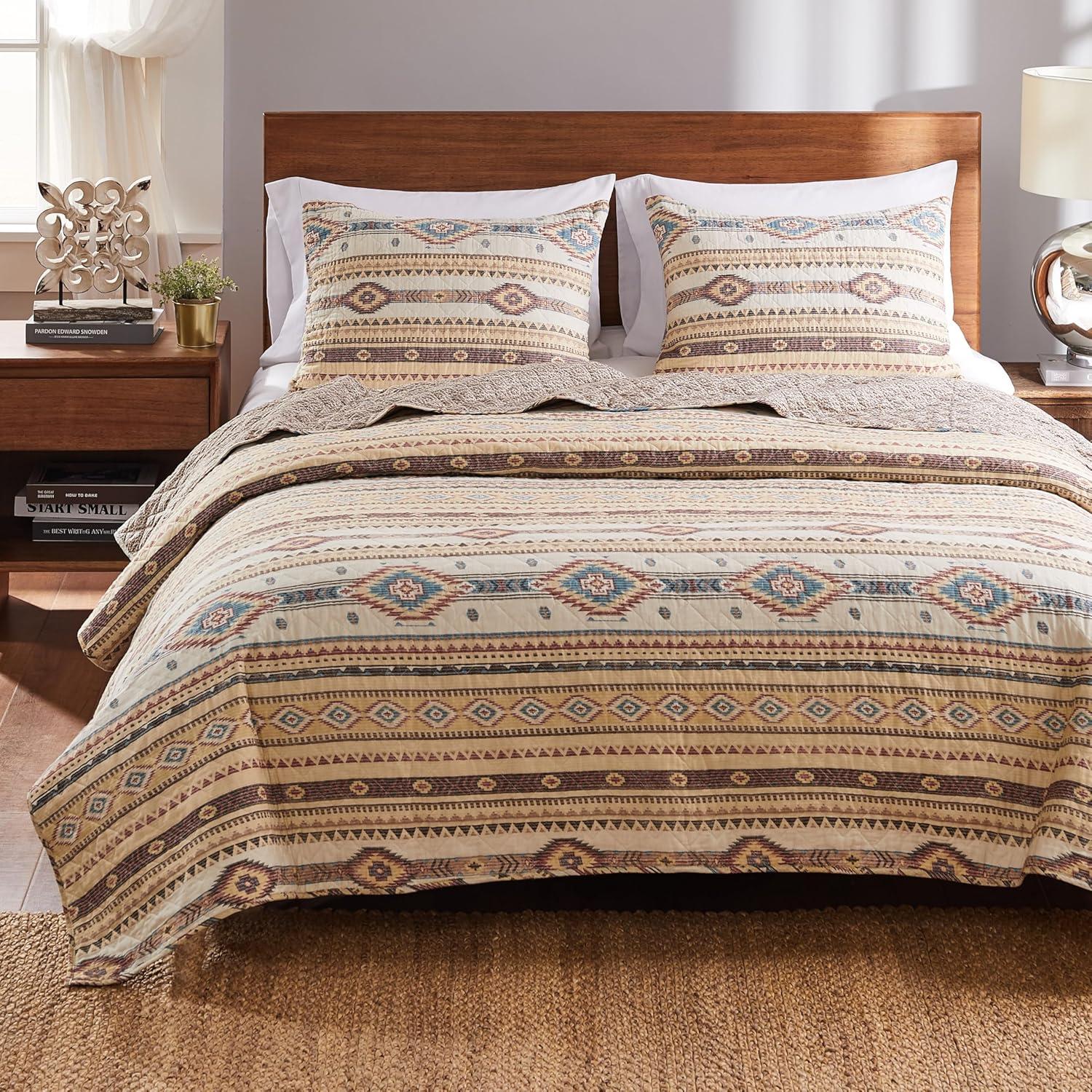 Greenland Home Fashions Phoenix Quilt & Sham Set