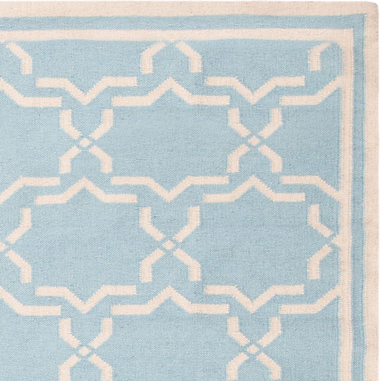 SAFAVIEH Dhurrie Myles Geometric Moroccan Wool Area Rug, Light Blue/Ivory, 3' x 5'