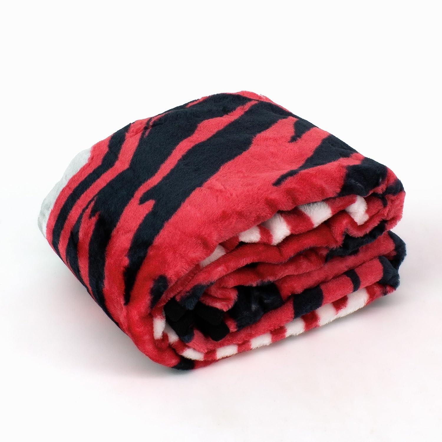 Louisiana State University Knitted Throw Blanket