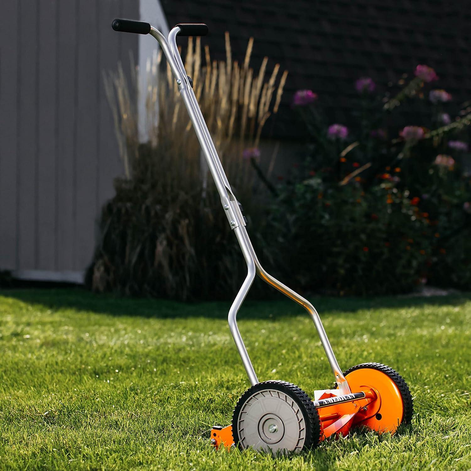 16 in. 5-Blade Manual Walk Behind Reel Lawn Mower, Grass Catcher Included
