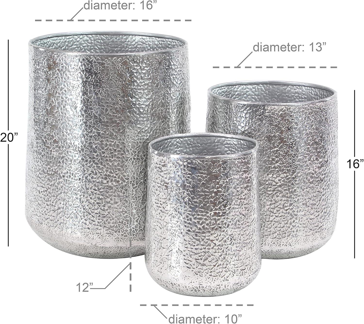 DecMode 12", 16", 20"H Silver Aluminum Metal Planter with Hammered Design (3 Count)