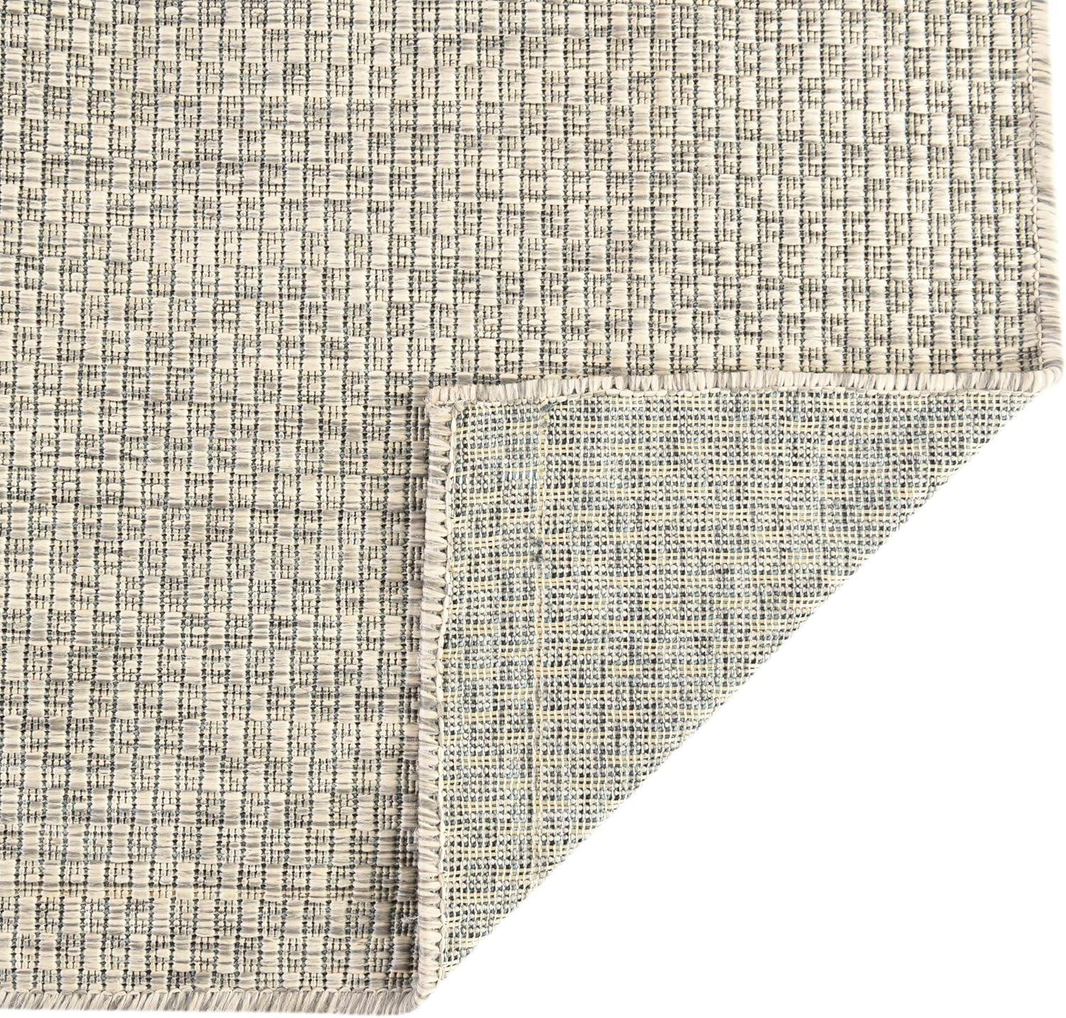 Light Gray Synthetic 6' x 9' Easy-Care Outdoor Rug