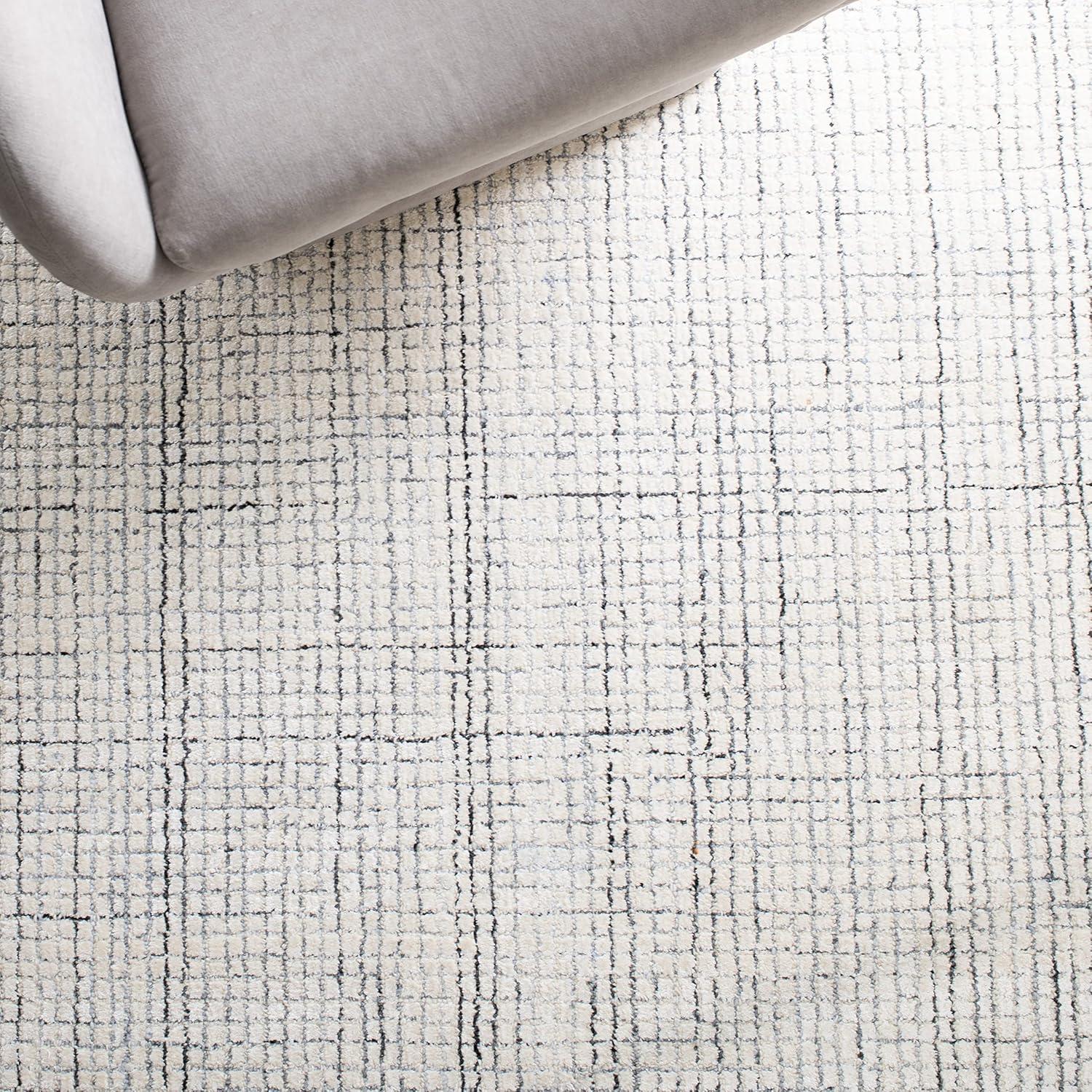 Abstract ABT470 Handmade Indoor Accent Rug - Ivory/Grey - 2'x3' - Safavieh