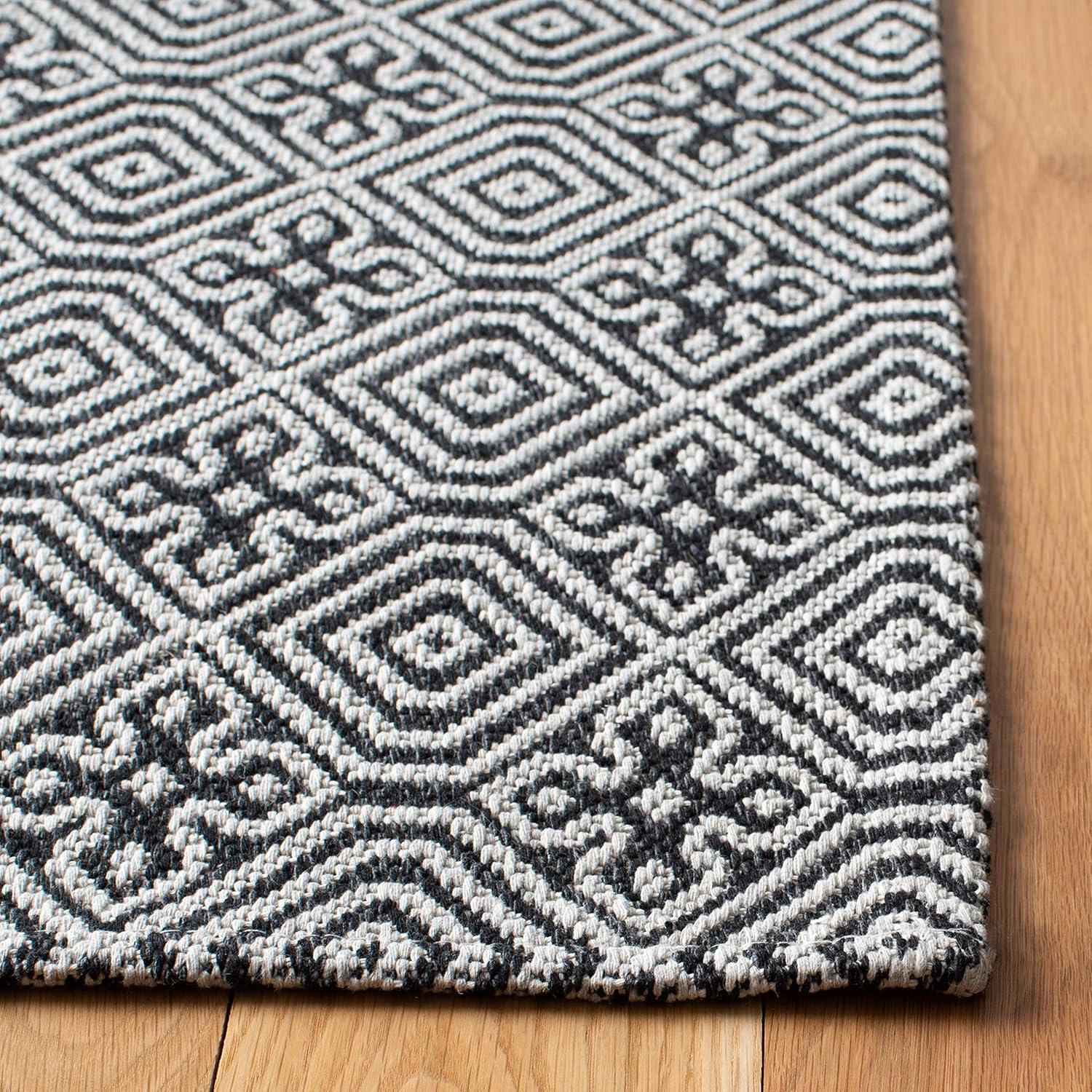 Martha Stewart MSR402 Power Loomed Area Rug  - Safavieh