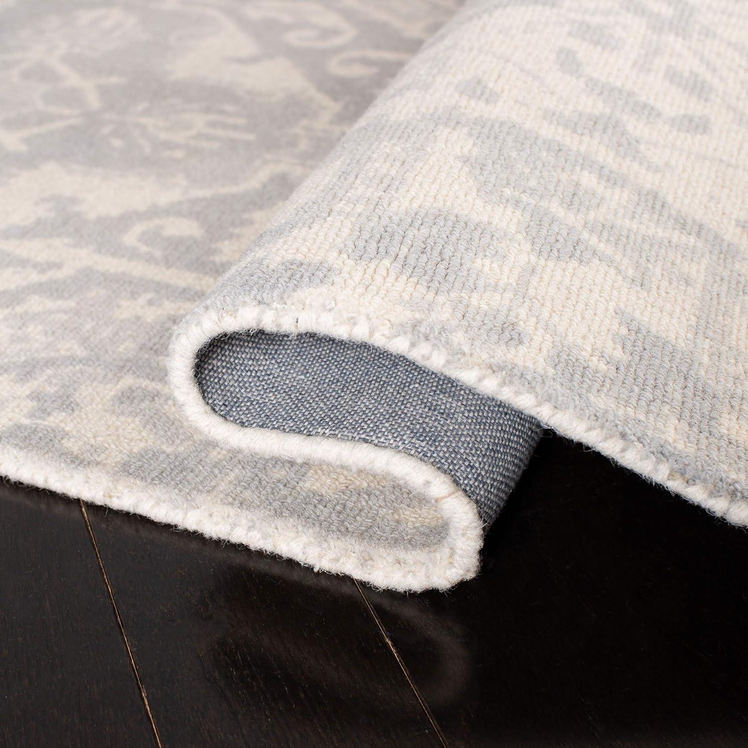 Restoration Vintage RVT532 Hand Tufted Indoor Accent Rug - 3'x5' - Light Grey/Ivory - Safavieh
