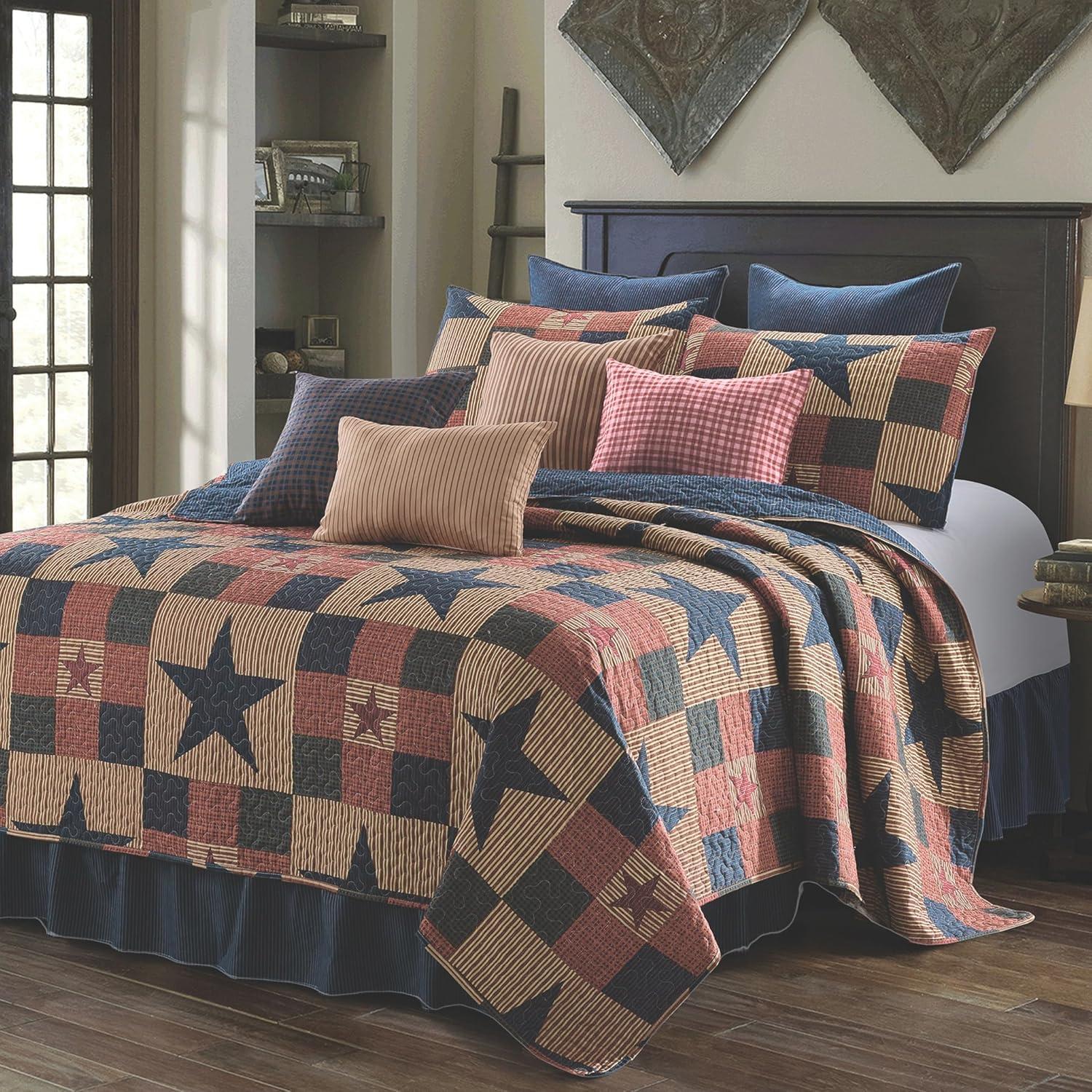 Mountain Cabin Western Star Quilt and Sham Set - King Size