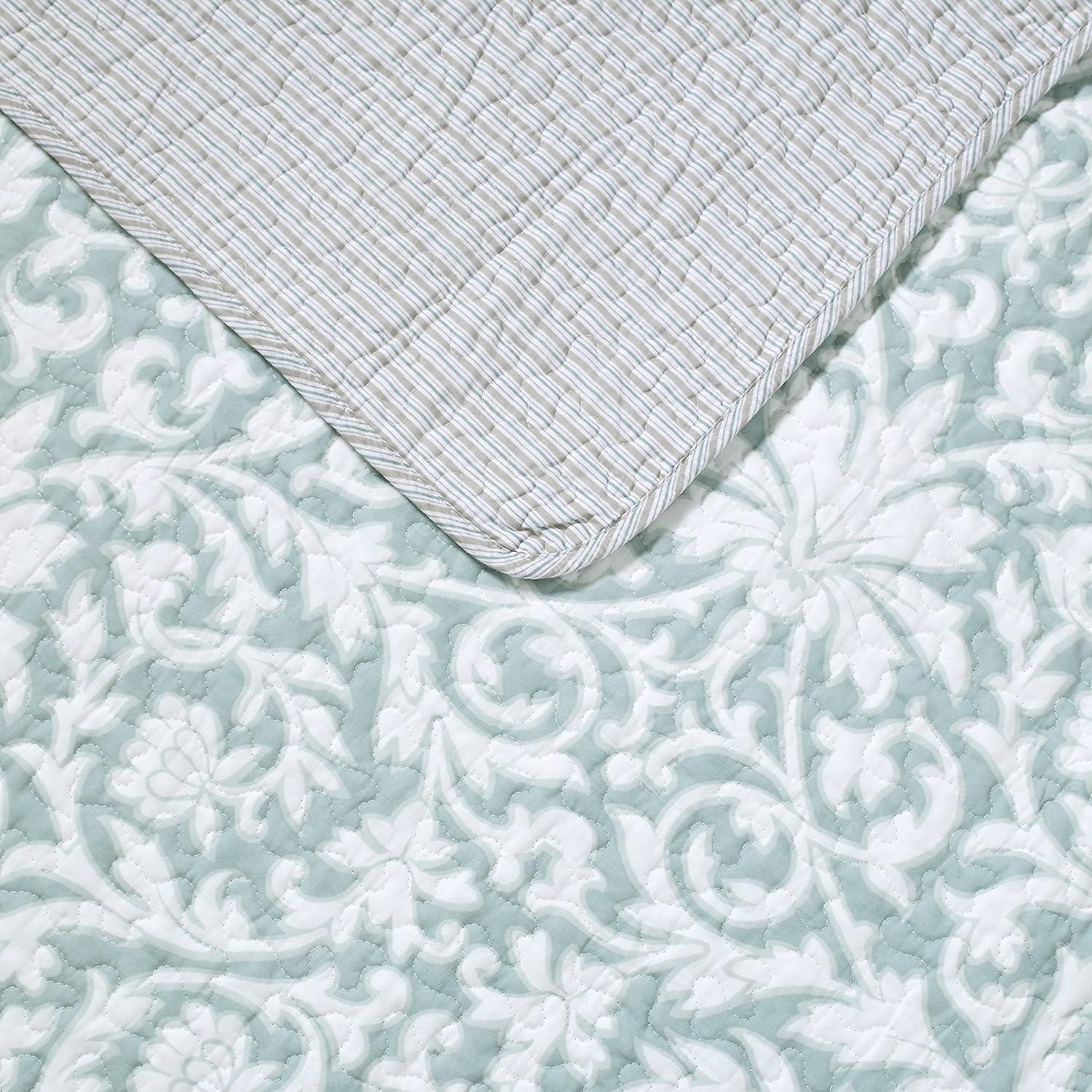 Laura Ashley Mia Reversible Cotton Quilt Set