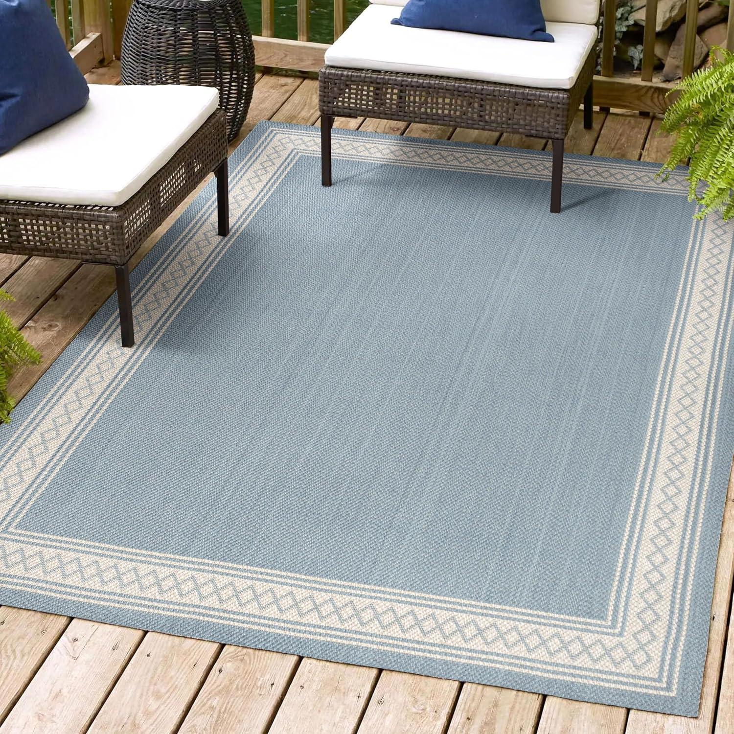 Lucia Classic Diamond Border Indoor/Outdoor Area Rug - JONATHAN Y