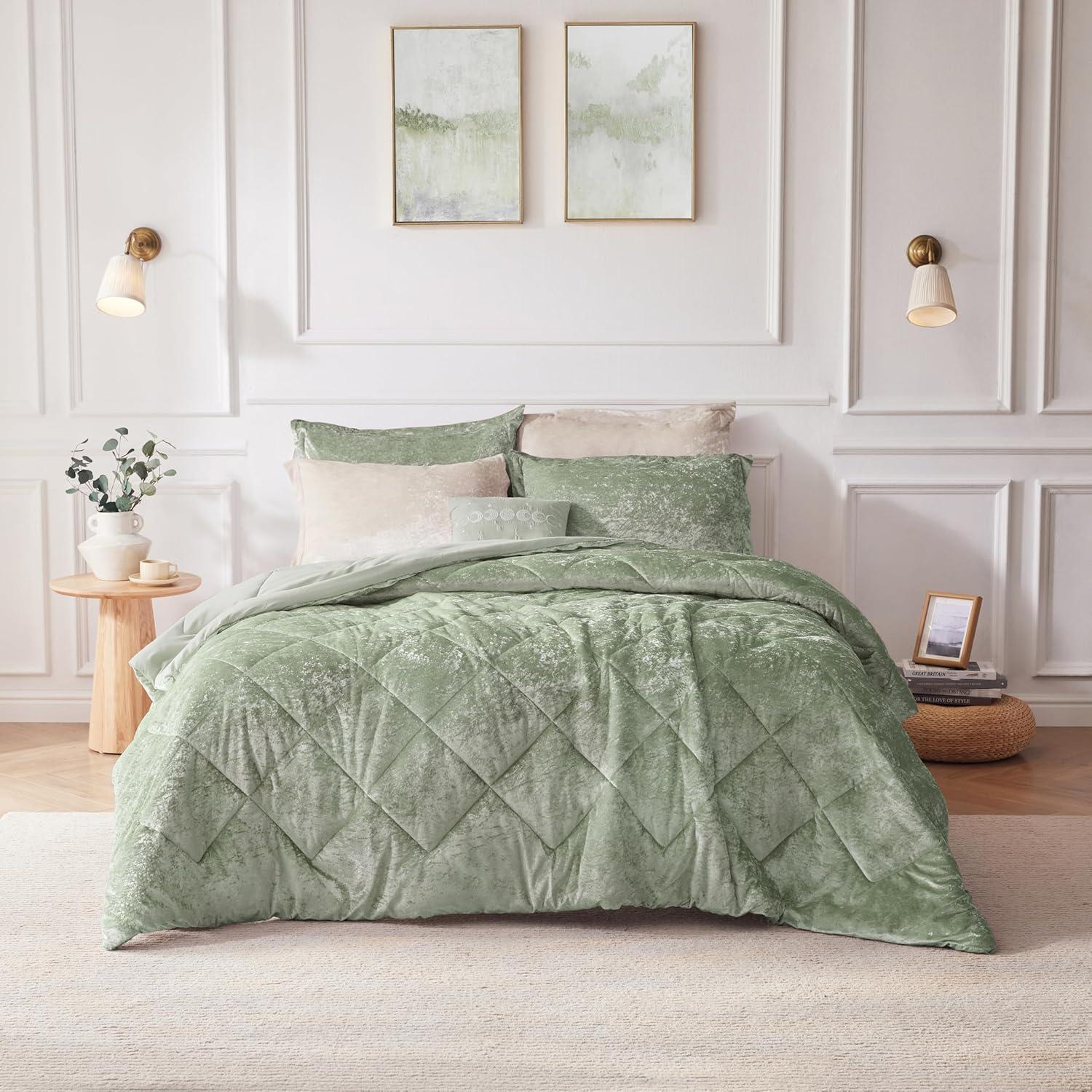 Green Velvet Twin/Twin XL Duvet Cover Set with Decorative Pillow