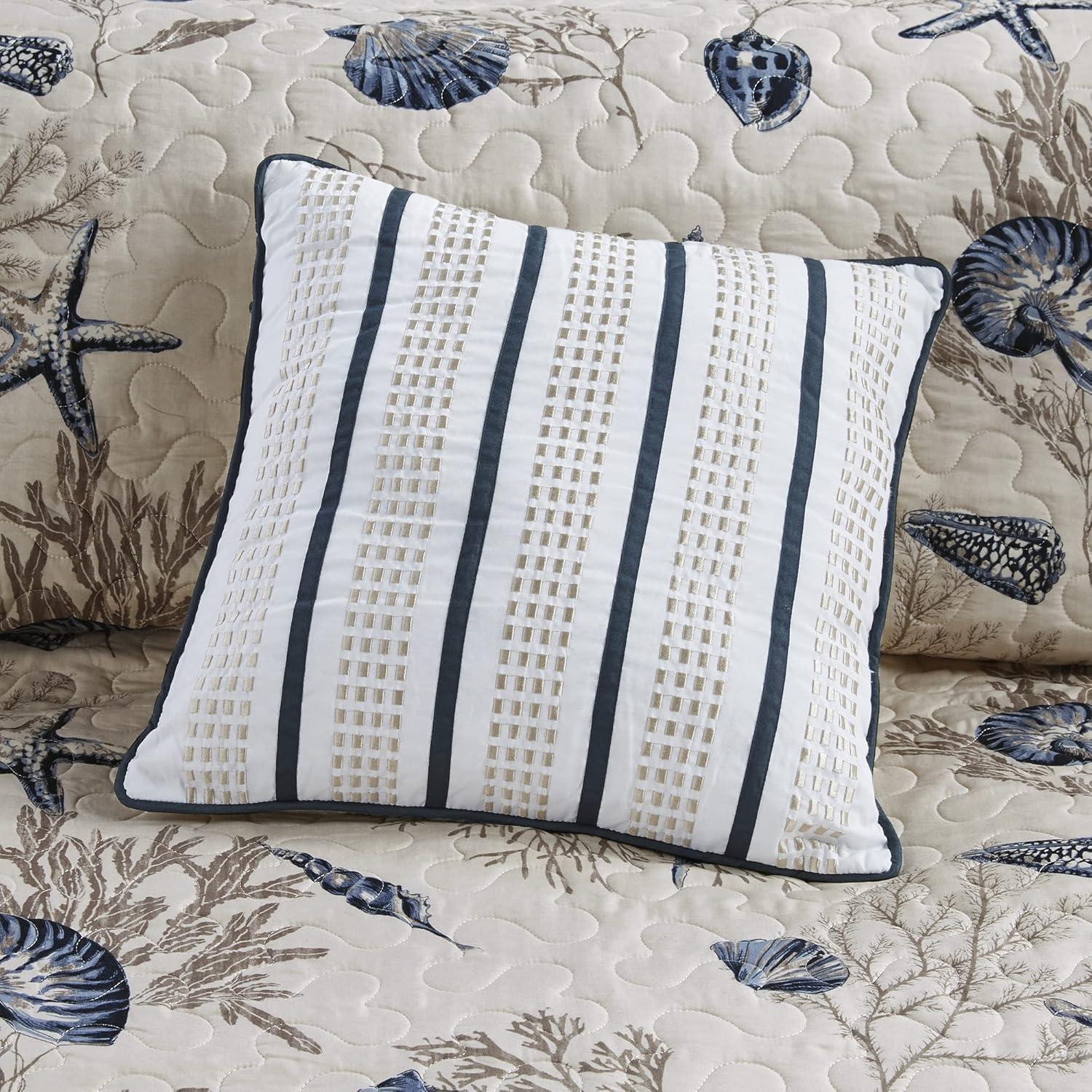 Madison Park Bayside Quilt Set with Throw Pillows