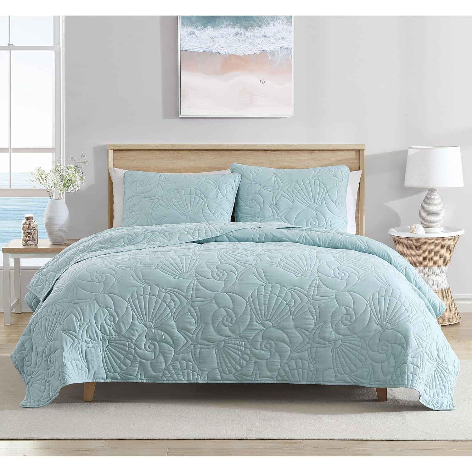 Aqua Microfiber Full Quilt Set with Seashell Design