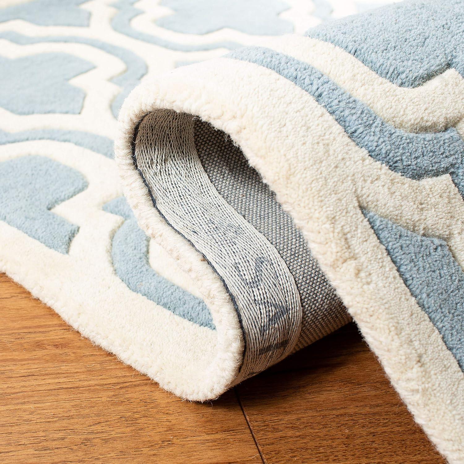 SAFAVIEH Chatham Henry Geometric Quatrefoil Wool Area Rug, Blue/Ivory, 3' x 5'