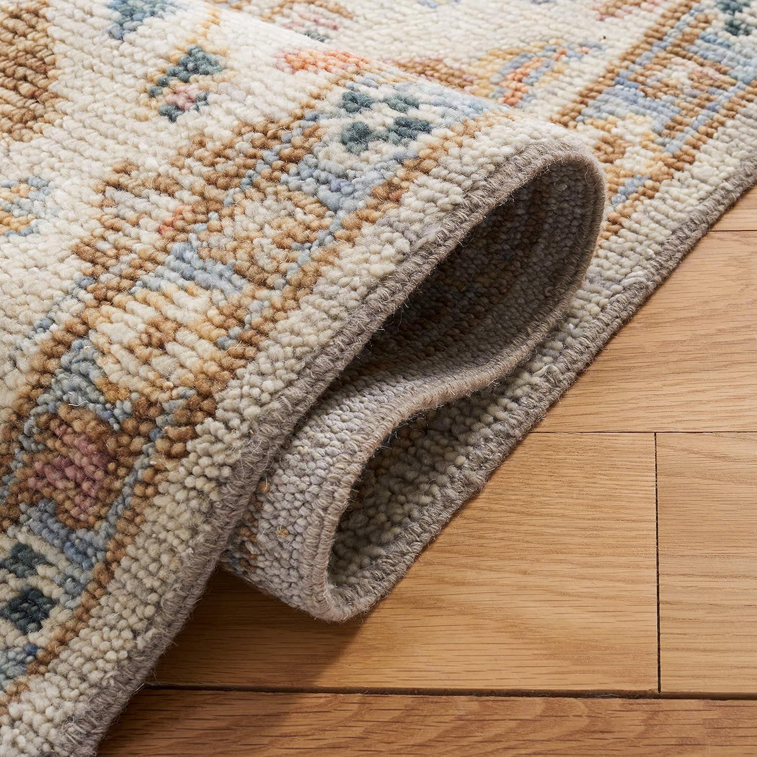 Hand Knotted 70% Wool And 30% Cotton Oriental Rug