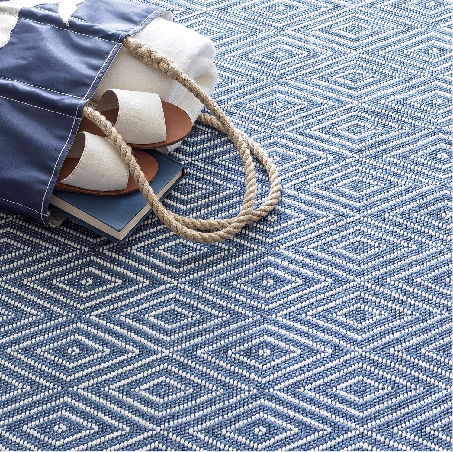 Diamond Denim/White Handwoven Indoor/Outdoor Rug
