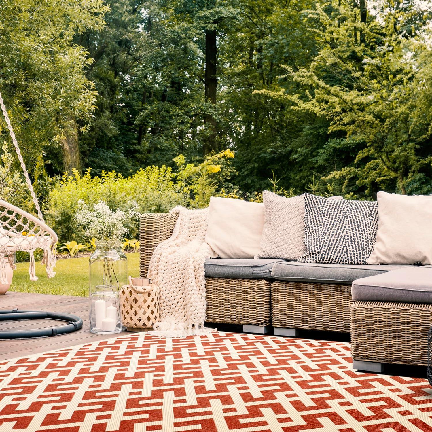 Courtyard CY6915 Power Loomed Indoor and Outdoor Area Rug - Red/Bone - 9'x12' - Safavieh