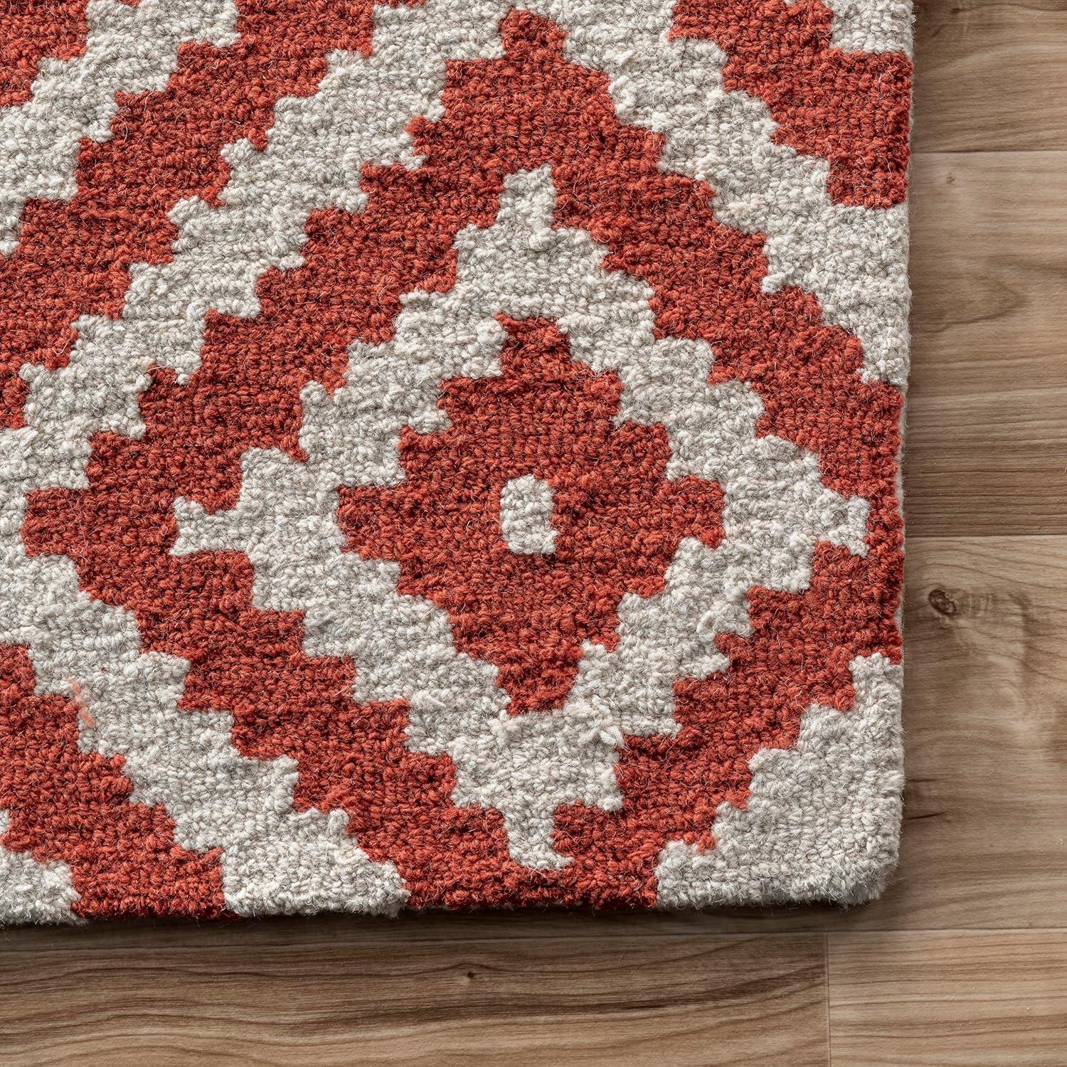 nuLOOM Kellee Hand Tufted Geometric Wool Area Rug