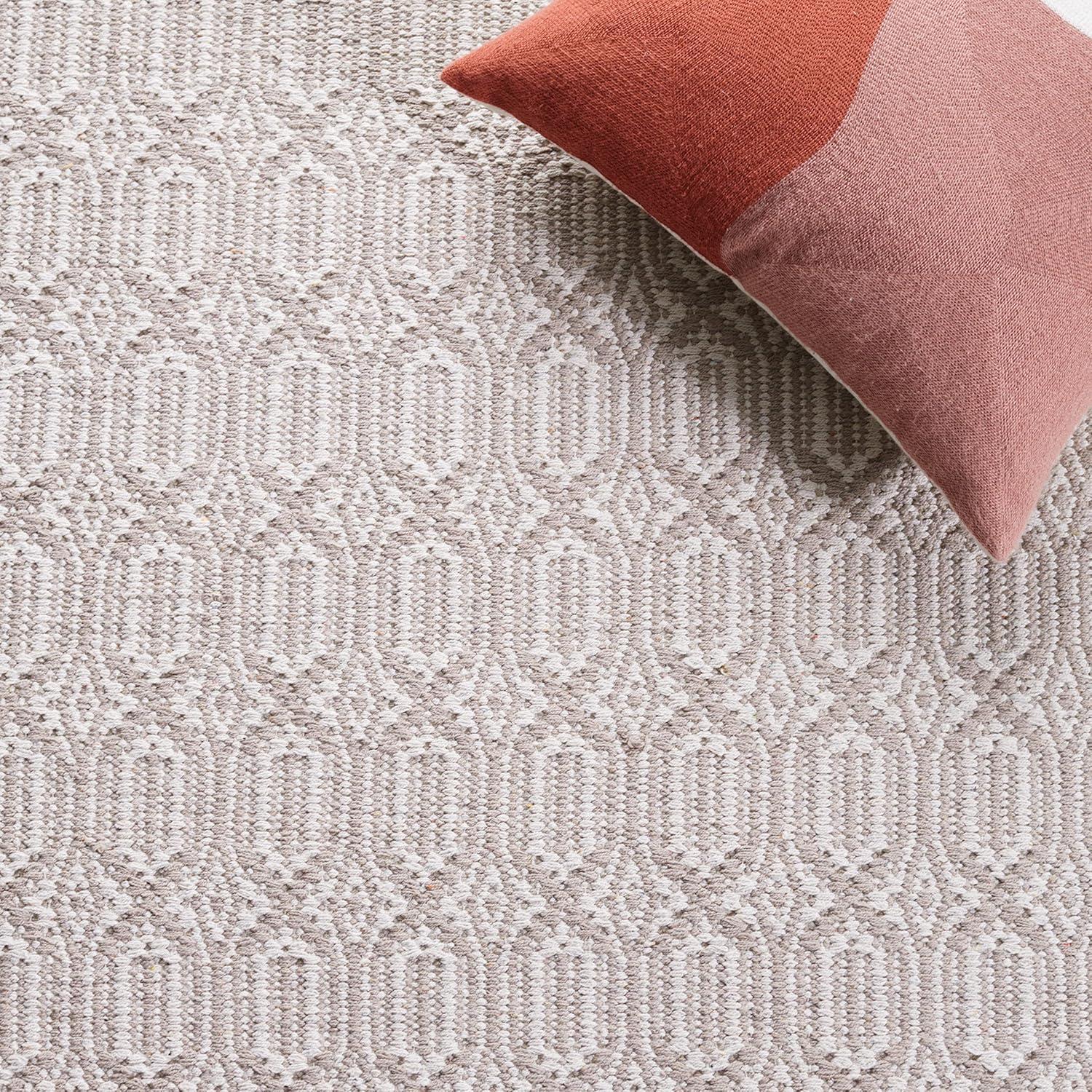 Montauk MTK333 Hand Woven Indoor Accent Rug - Ivory/Grey - 3'x5' - Safavieh.