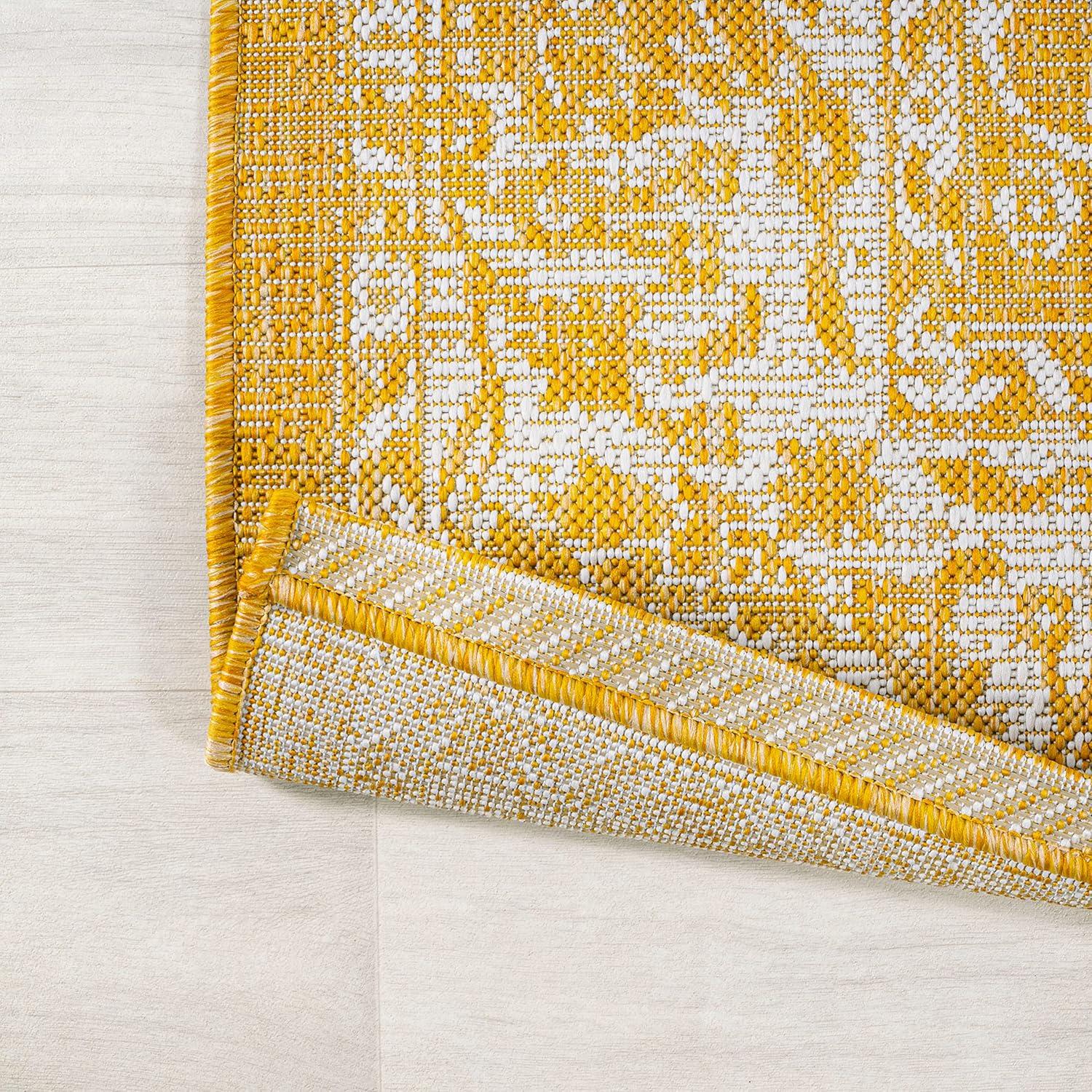 Bohemian Bliss Yellow/Cream Floral Square Indoor/Outdoor Rug