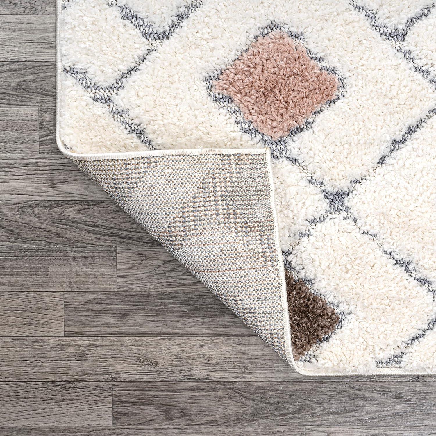 3' x 5' Astrid Retro Trellis High-Low Area Rug, Multi/Cream - JONATHAN Y
