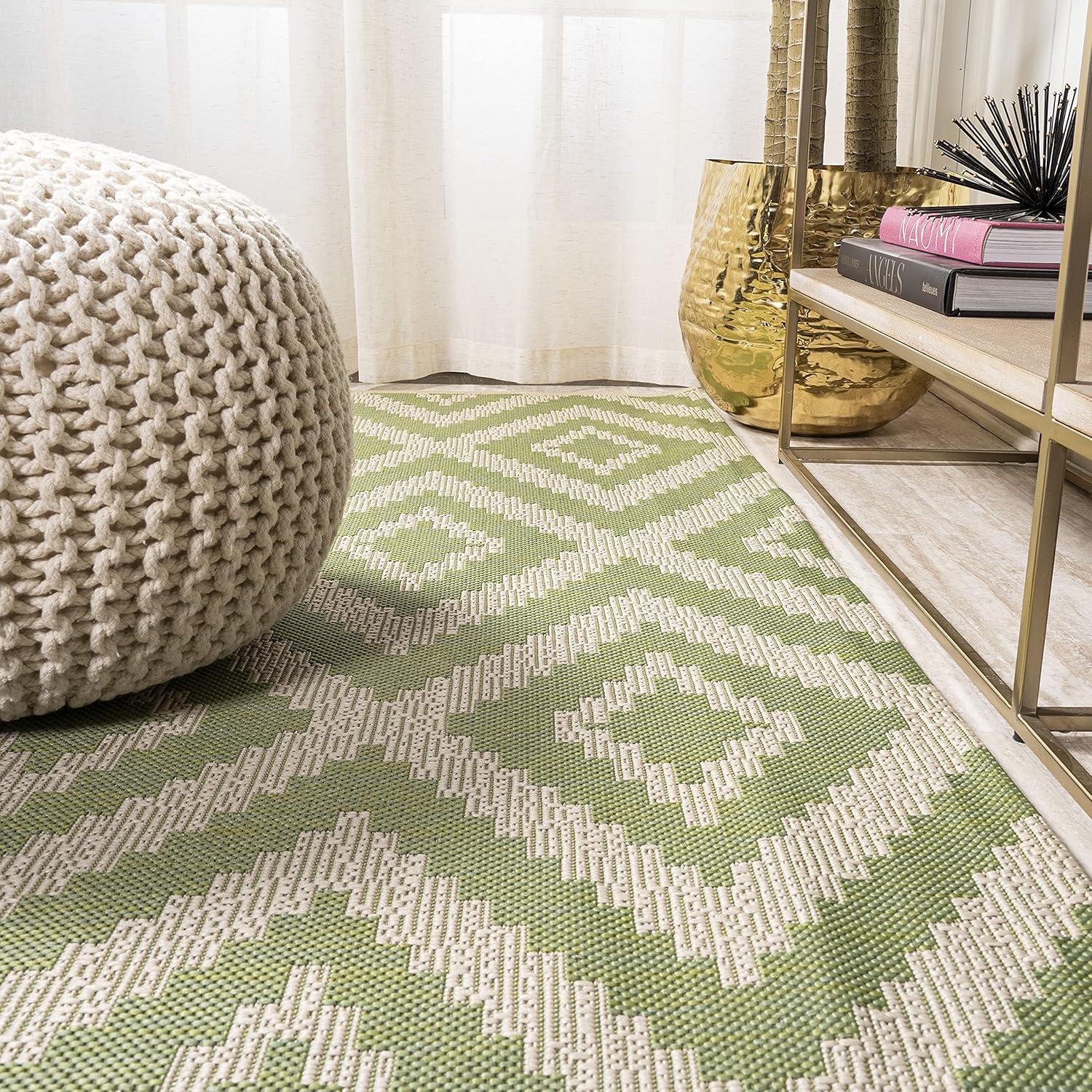 2'x10' Sintra Diamond  Indoor/Outdoor Runner Rug, Green/Cream - JONATHAN Y