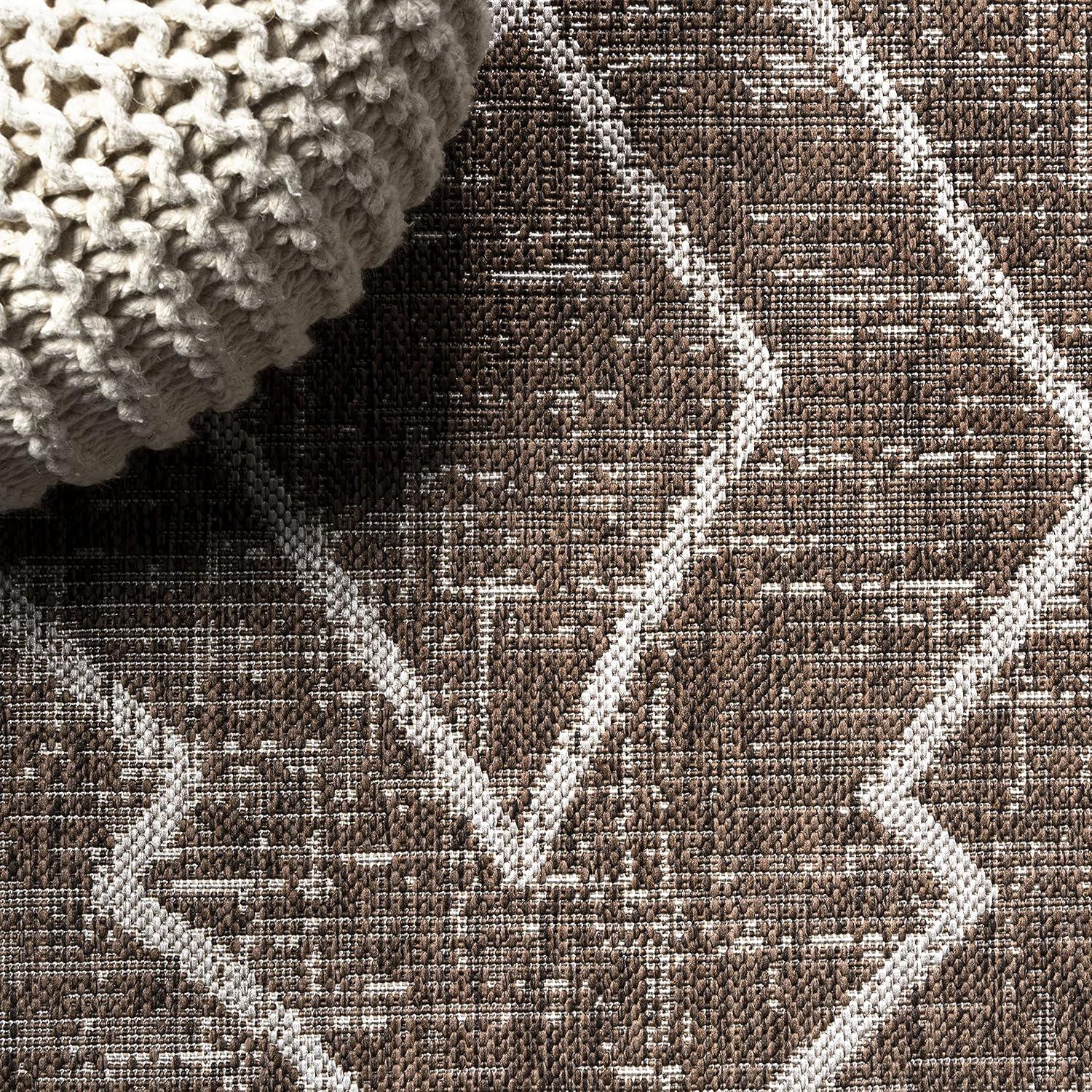 2'x10' Carwa Diamond Trellis Indoor/Outdoor Runner Rug, Brown/Beige - JONATHAN Y