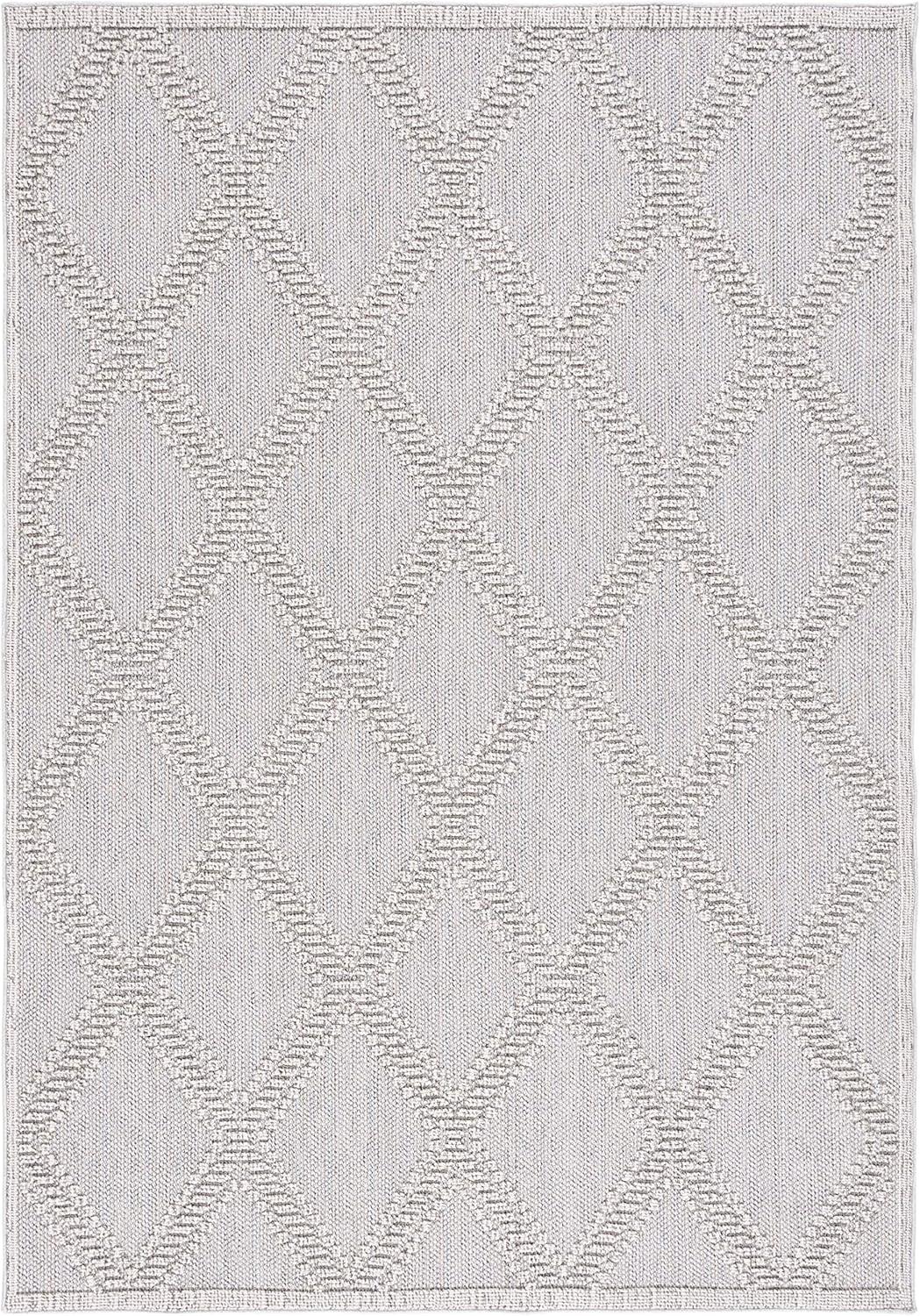 Chic Moroccan Trellis 8' x 10' Gray and Light Gray Flat Woven Area Rug