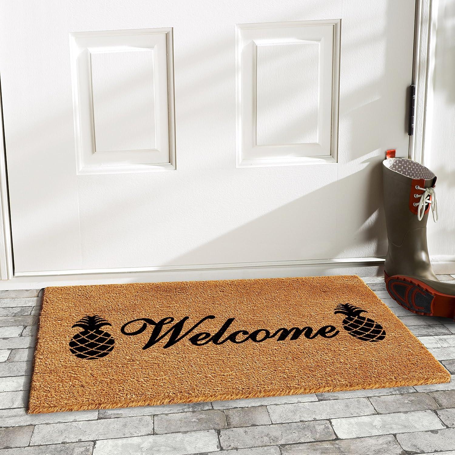 Calloway Mills Welcome Pineapples Outdoor Doormat 17" x 29"