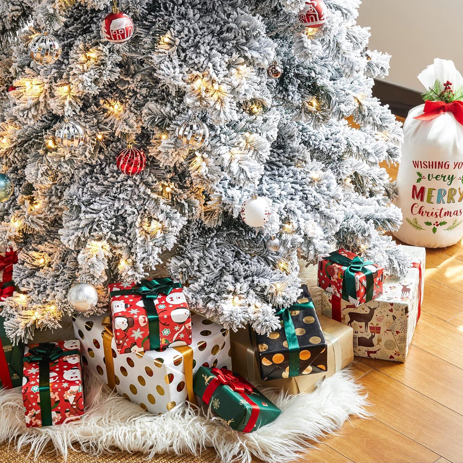 Glitz Design Glitzhome 9ft Pre-Lit Flocked Layered Spruce Artificial Christmas Tree with 500 Warm